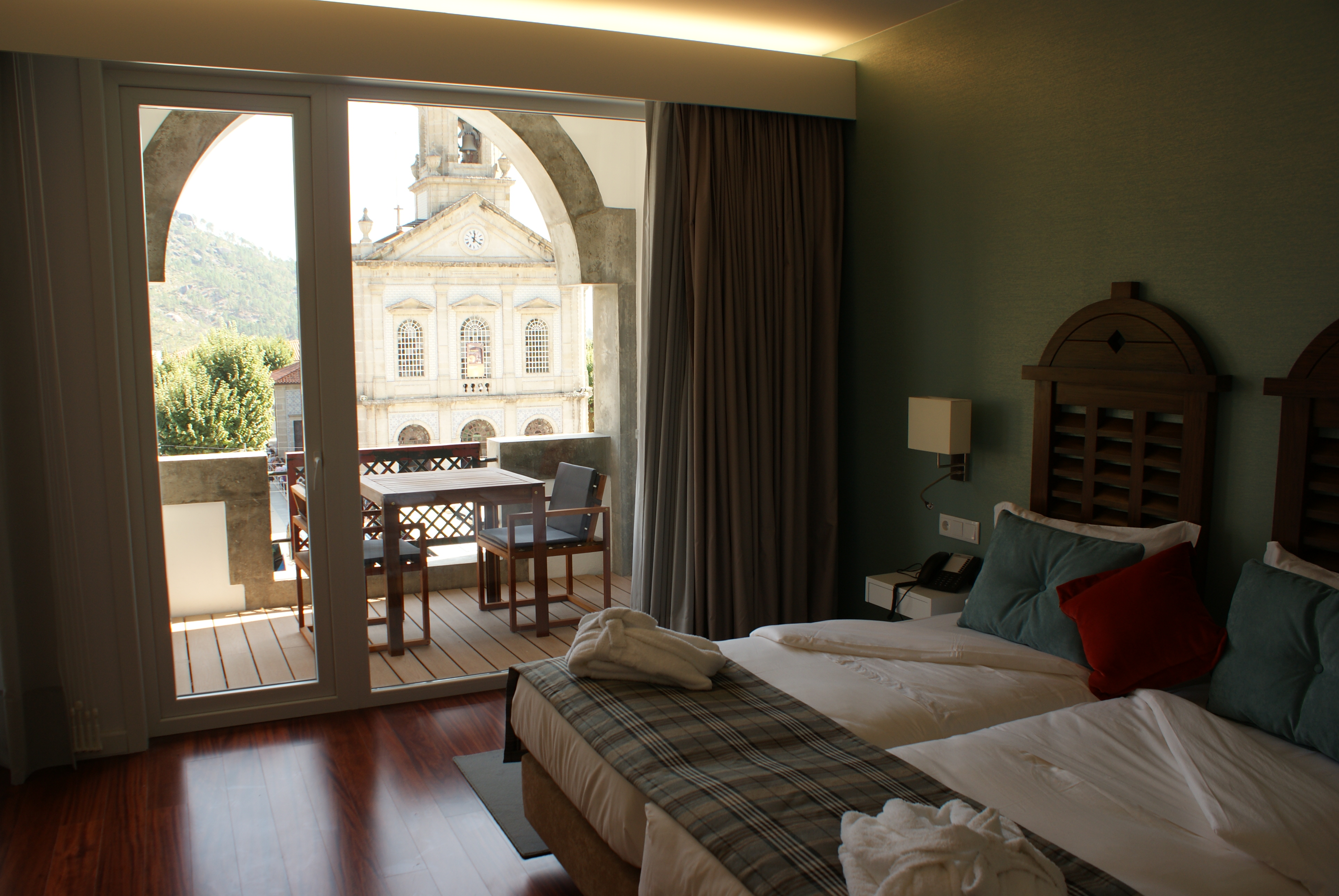 Double or Twin Standard