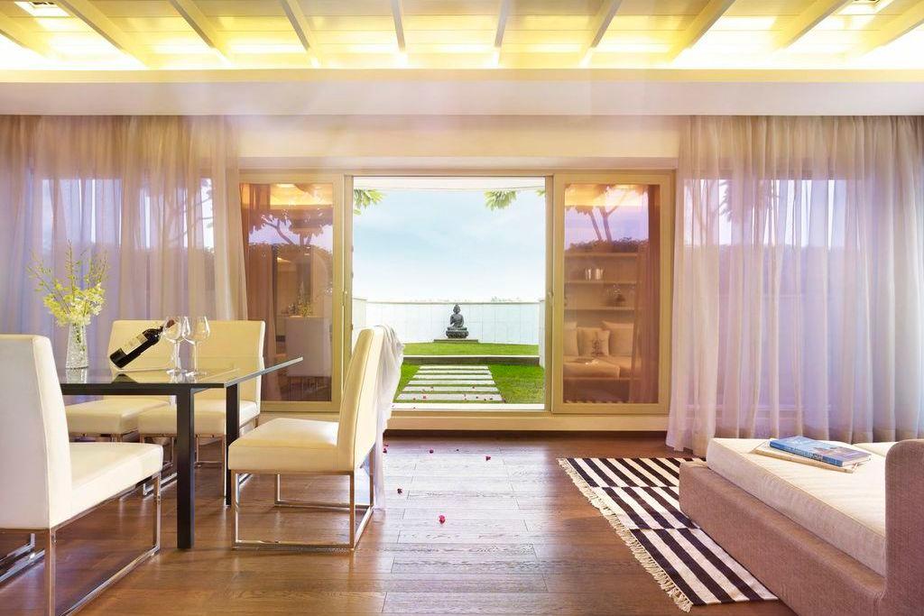 Suite King Bed One Bedroom 