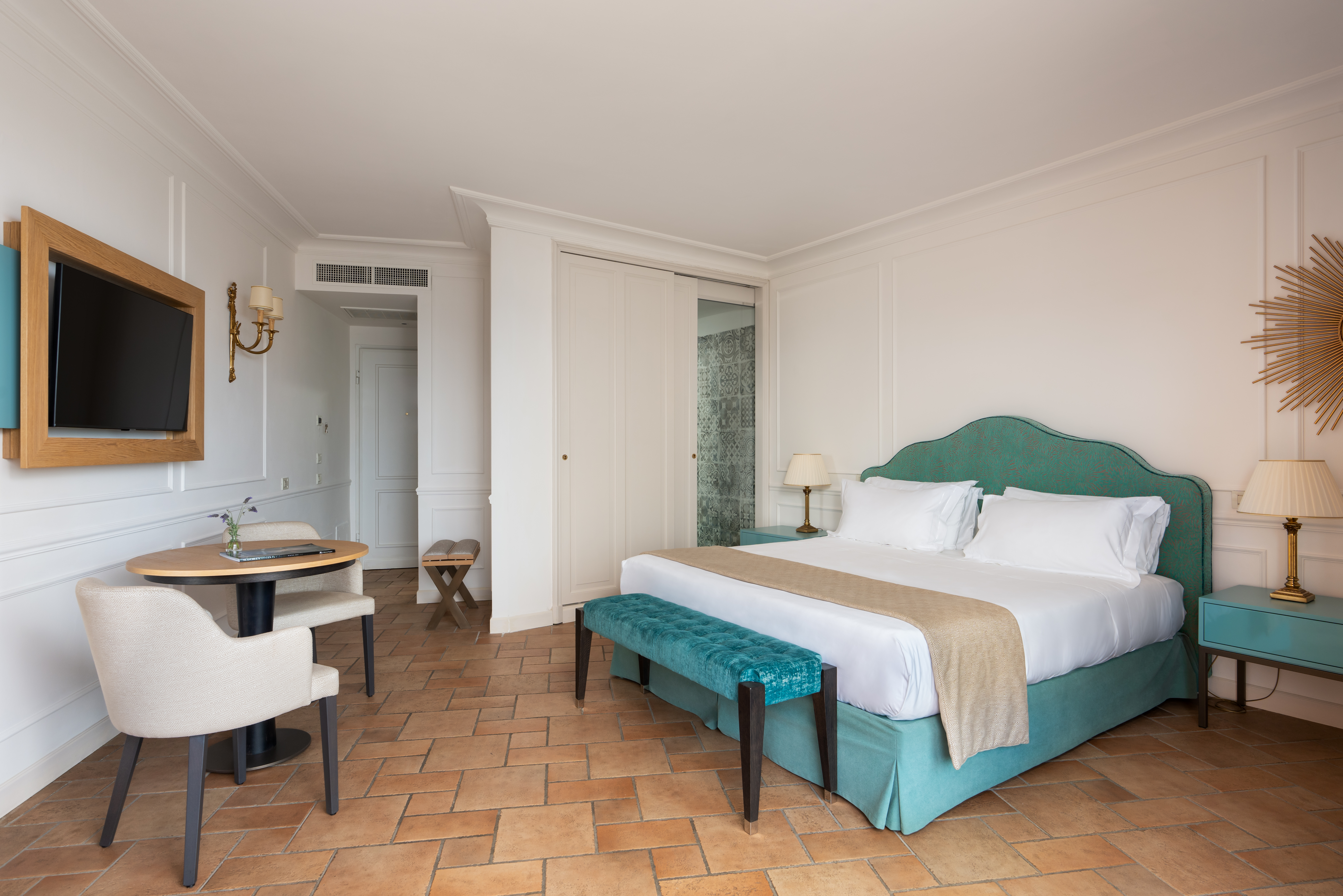 Double or Twin Deluxe