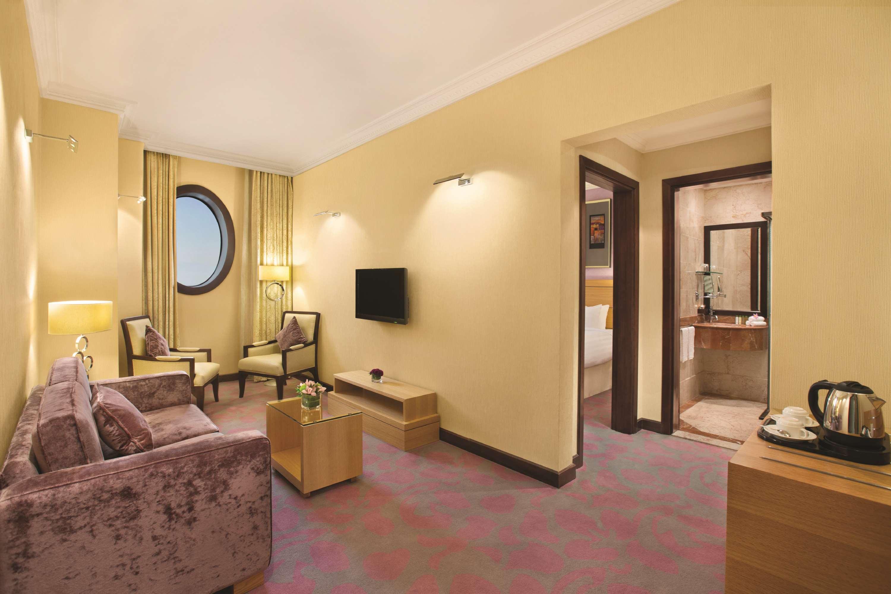 Suite King Bed One Bedroom 