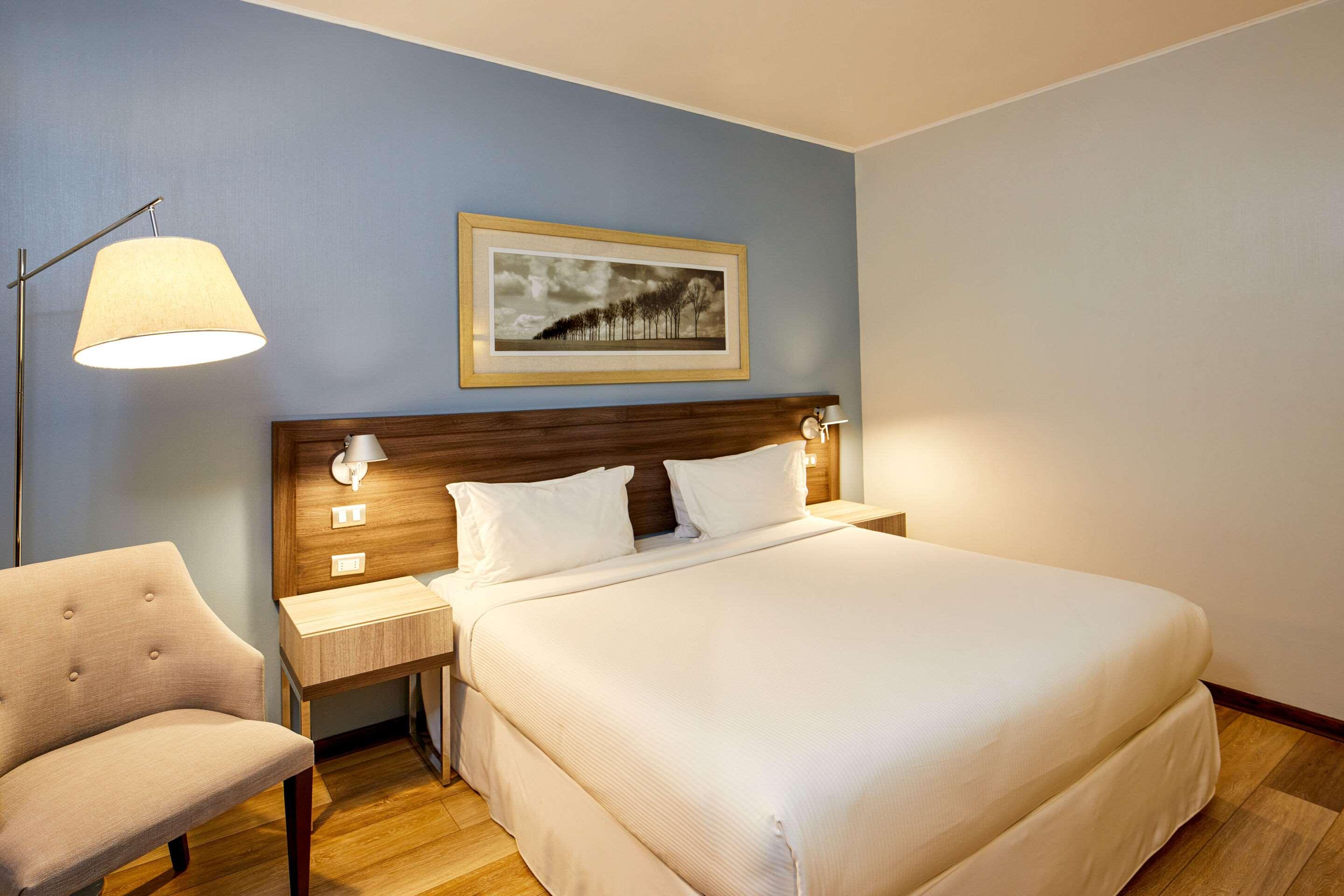 Double Accessible King Size Bed