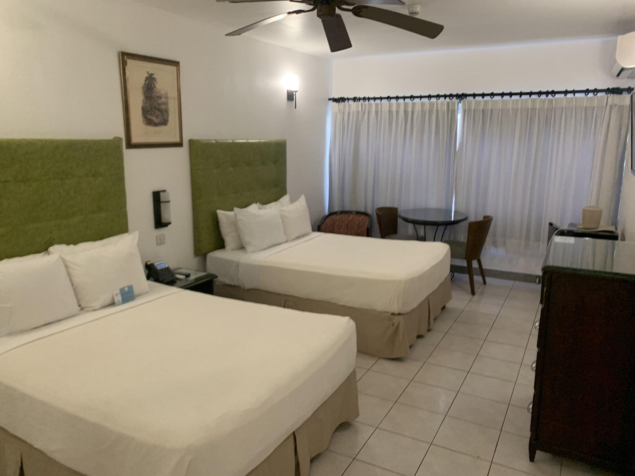 Double Executive 2 Double Beds