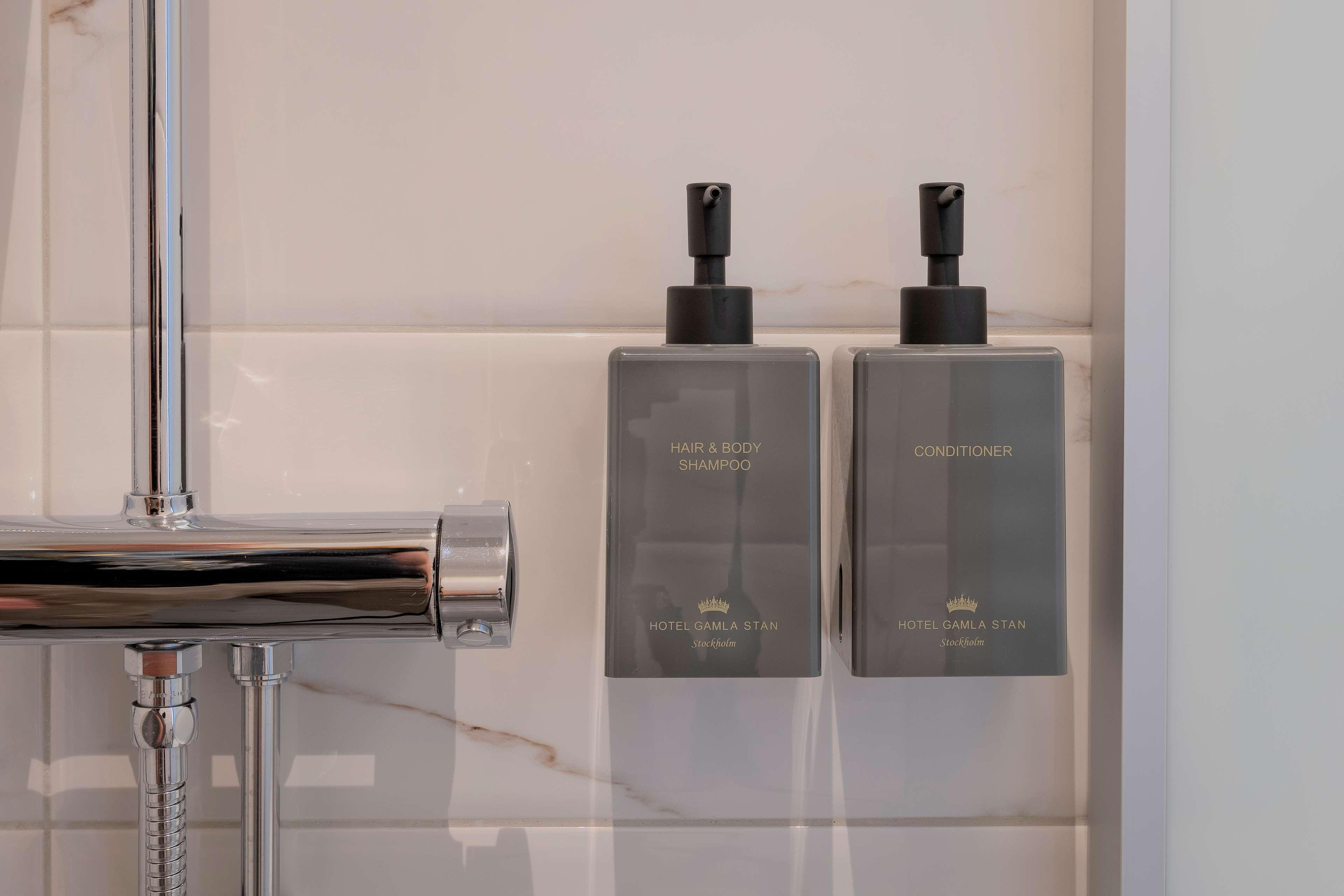 Double Queen Size Bed