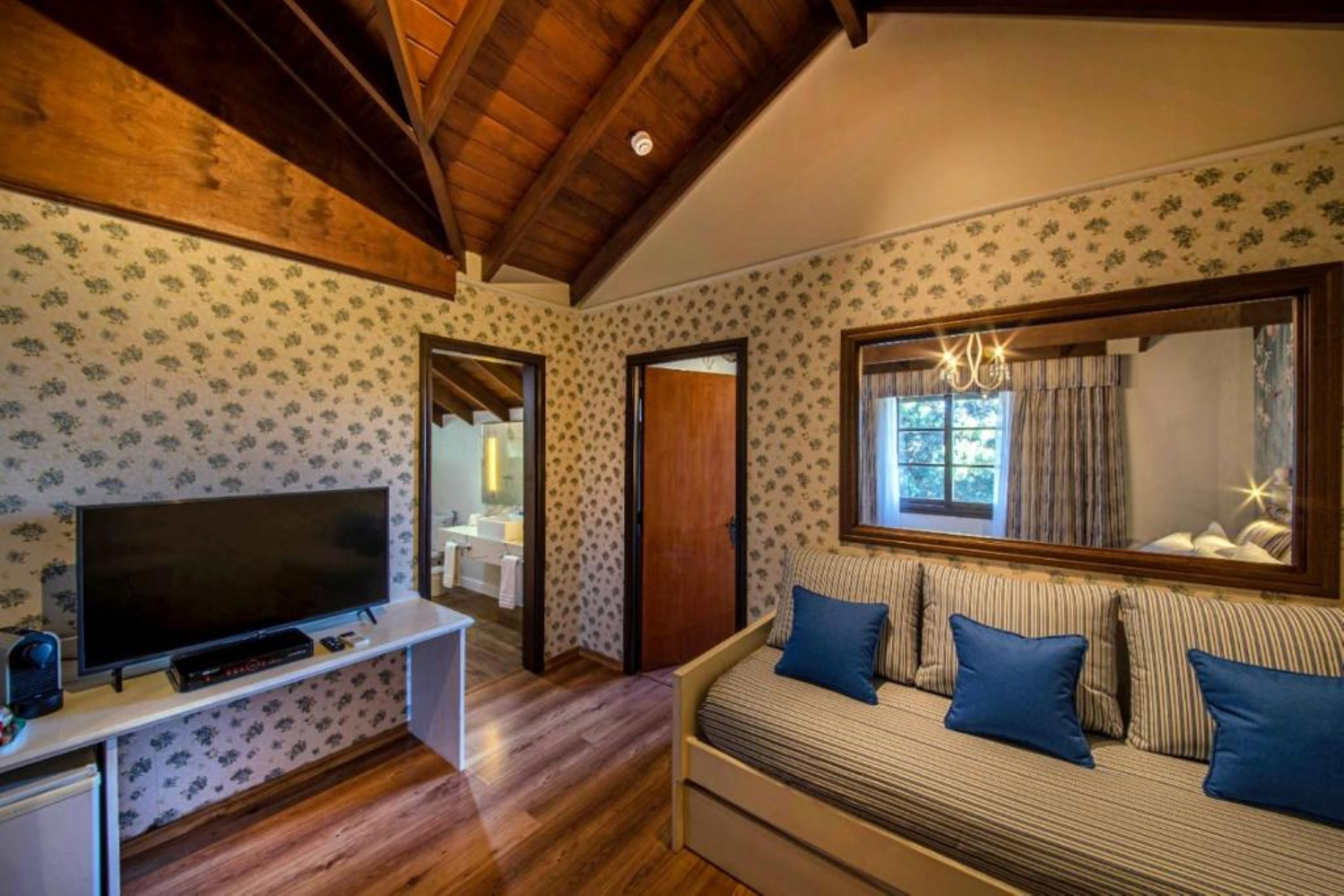 Junior Suite Standard