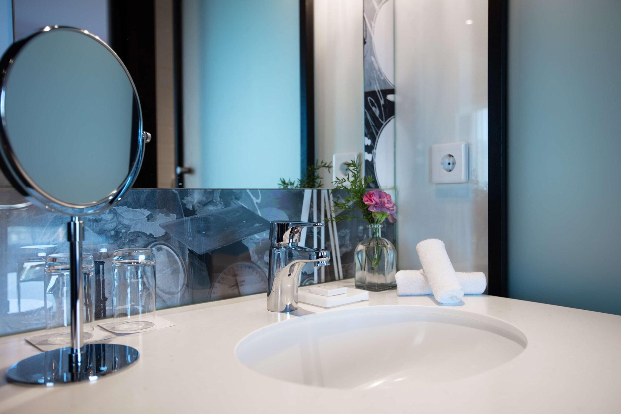 Double Premium King Bed