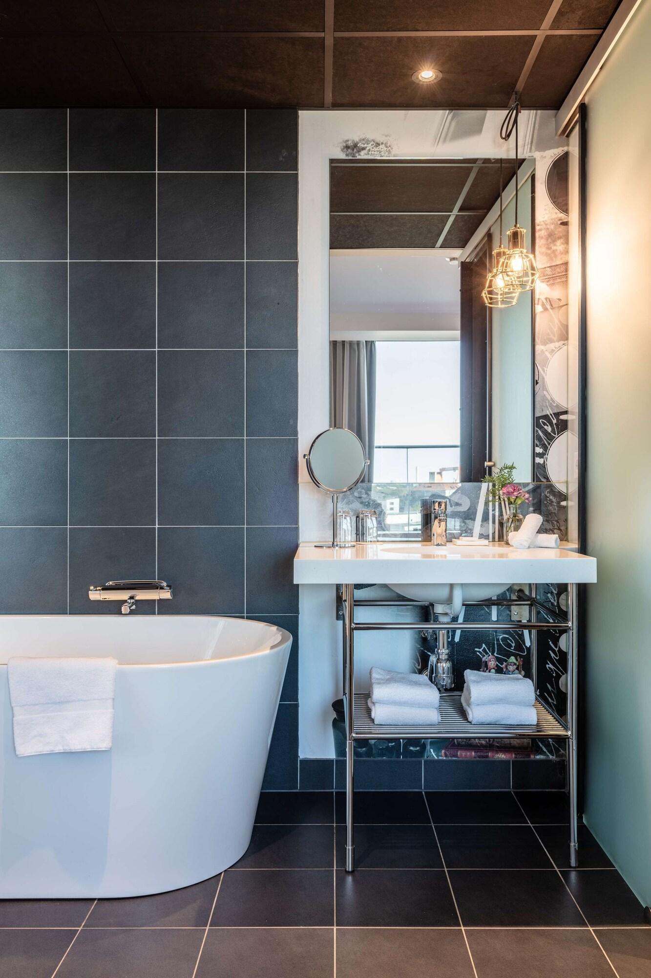 Double Premium King Bed