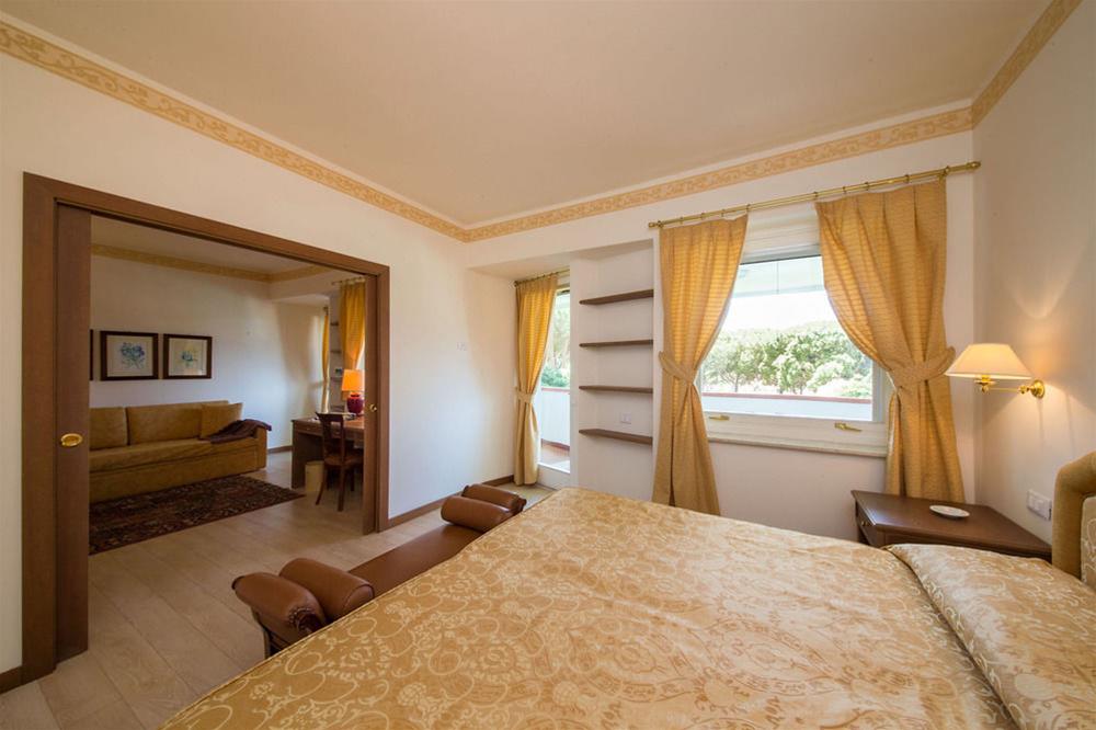 Family Room Standard