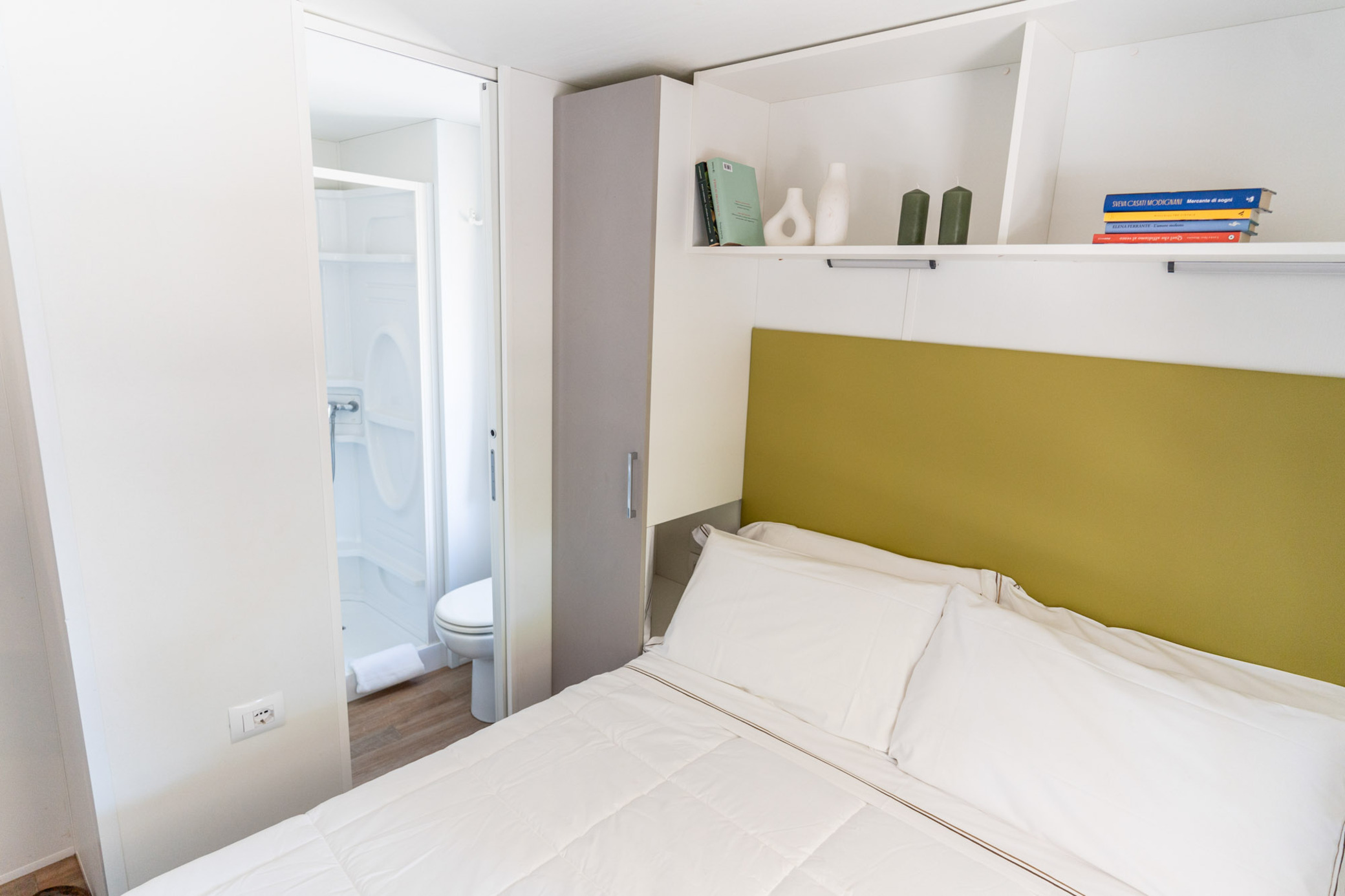 Lodge Capacity 4 Three Bedroom