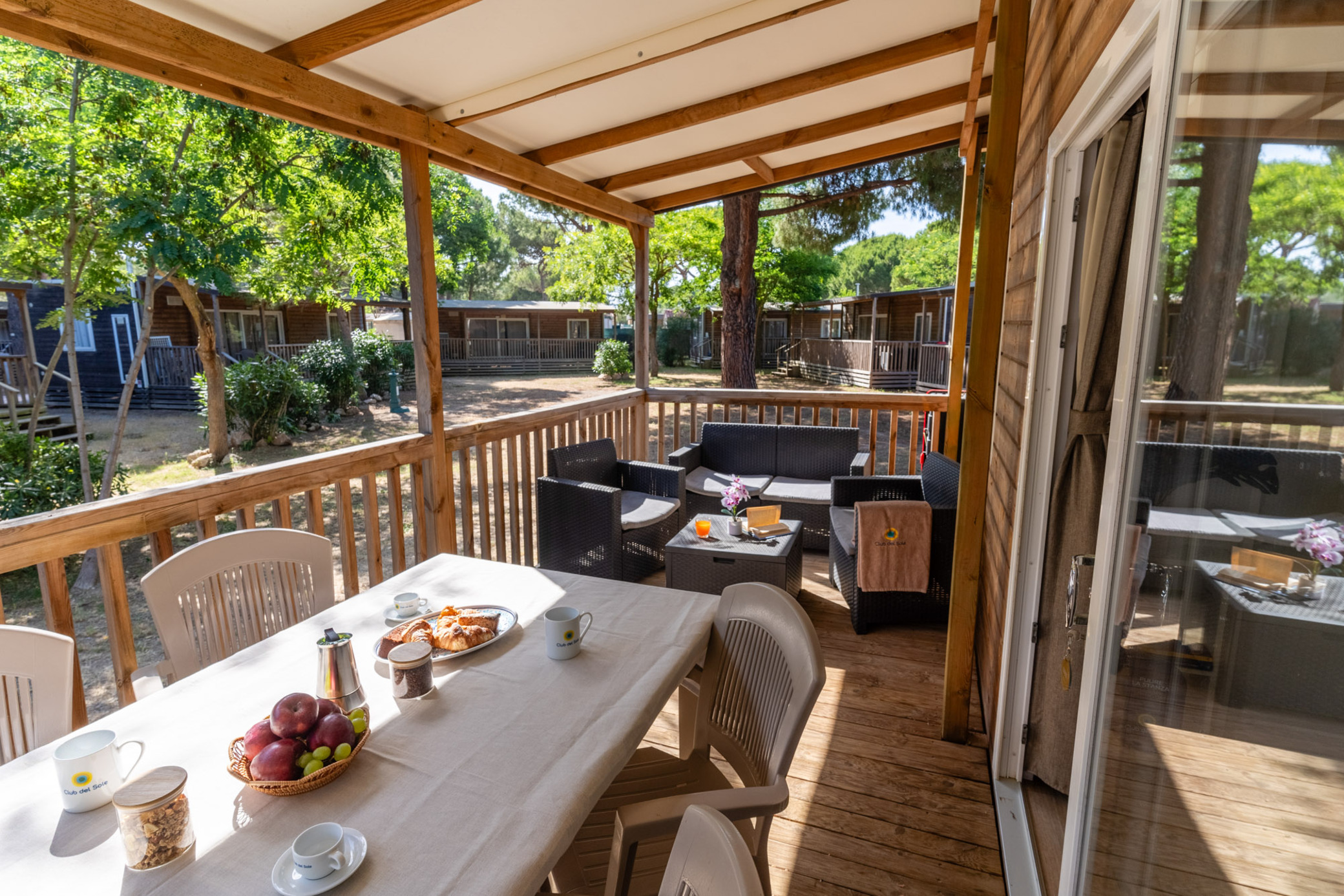 Lodge Capacity 6 Three Bedroom