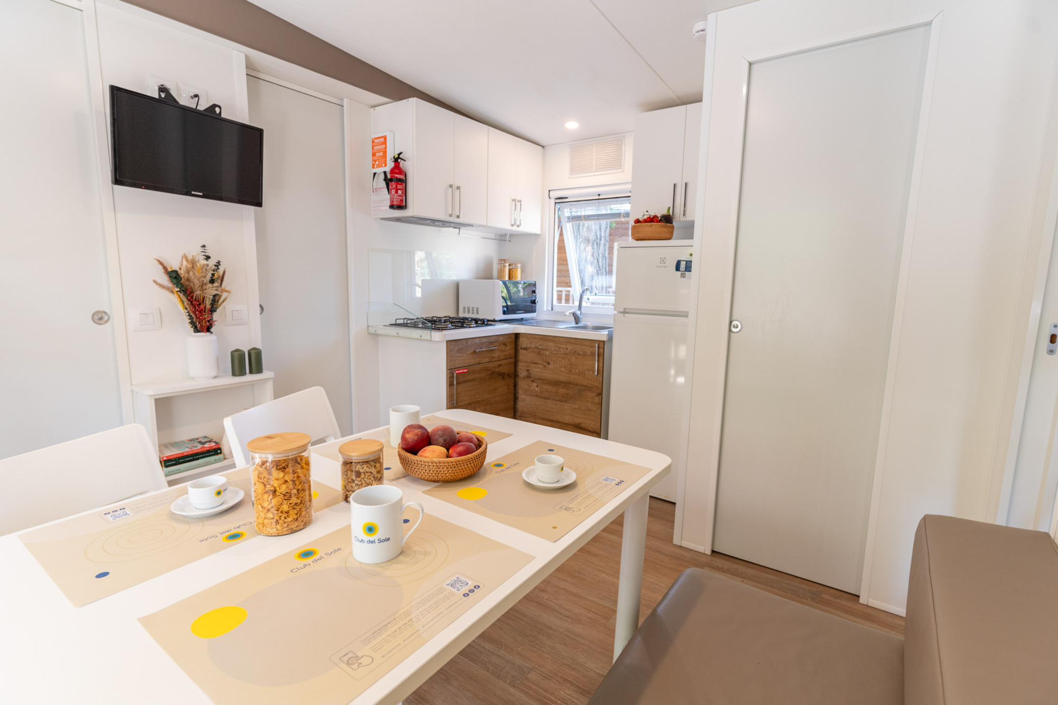 Lodge Capacity 6 Three Bedroom