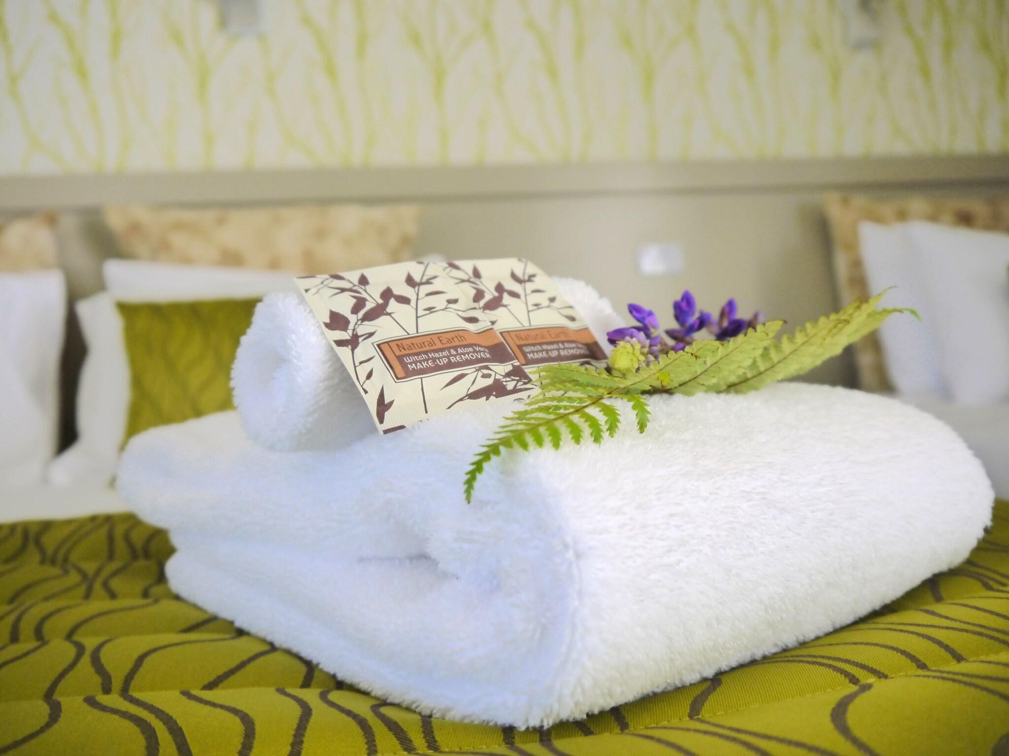 Studio with Kitchenette