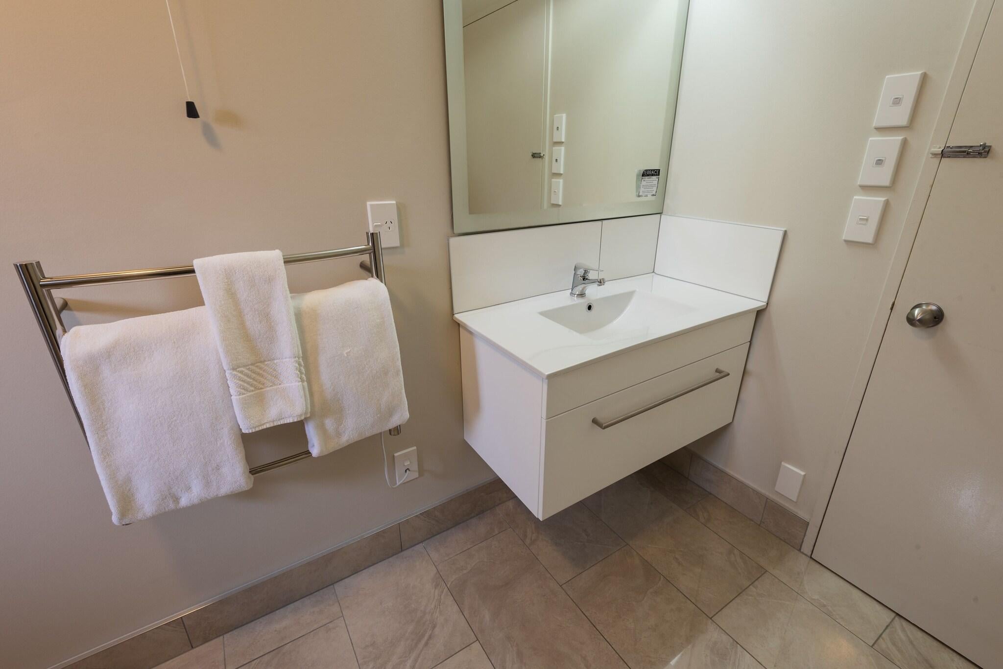 Studio with Kitchenette with Views