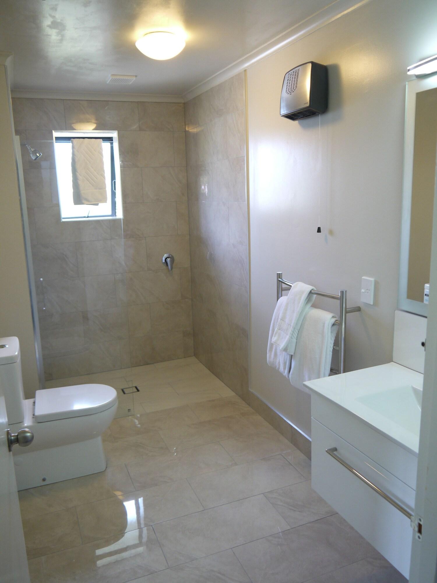 Studio with Kitchenette with Views