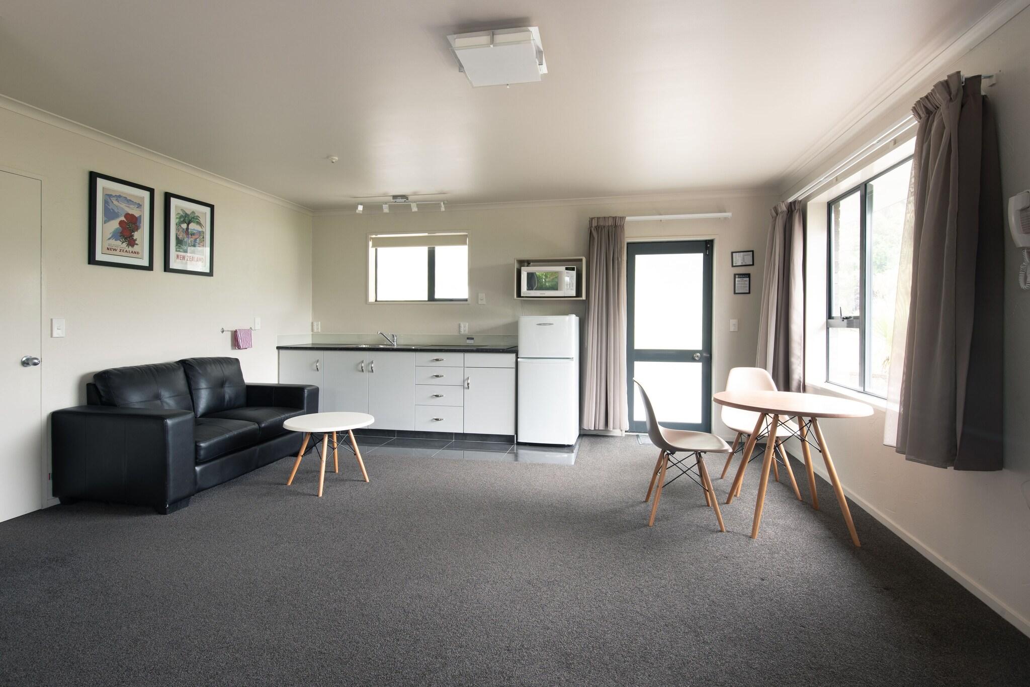 Studio with Kitchenette with Views