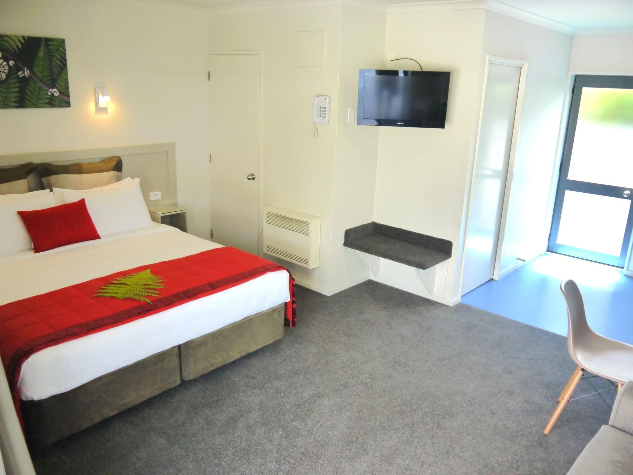 Studio with Kitchenette