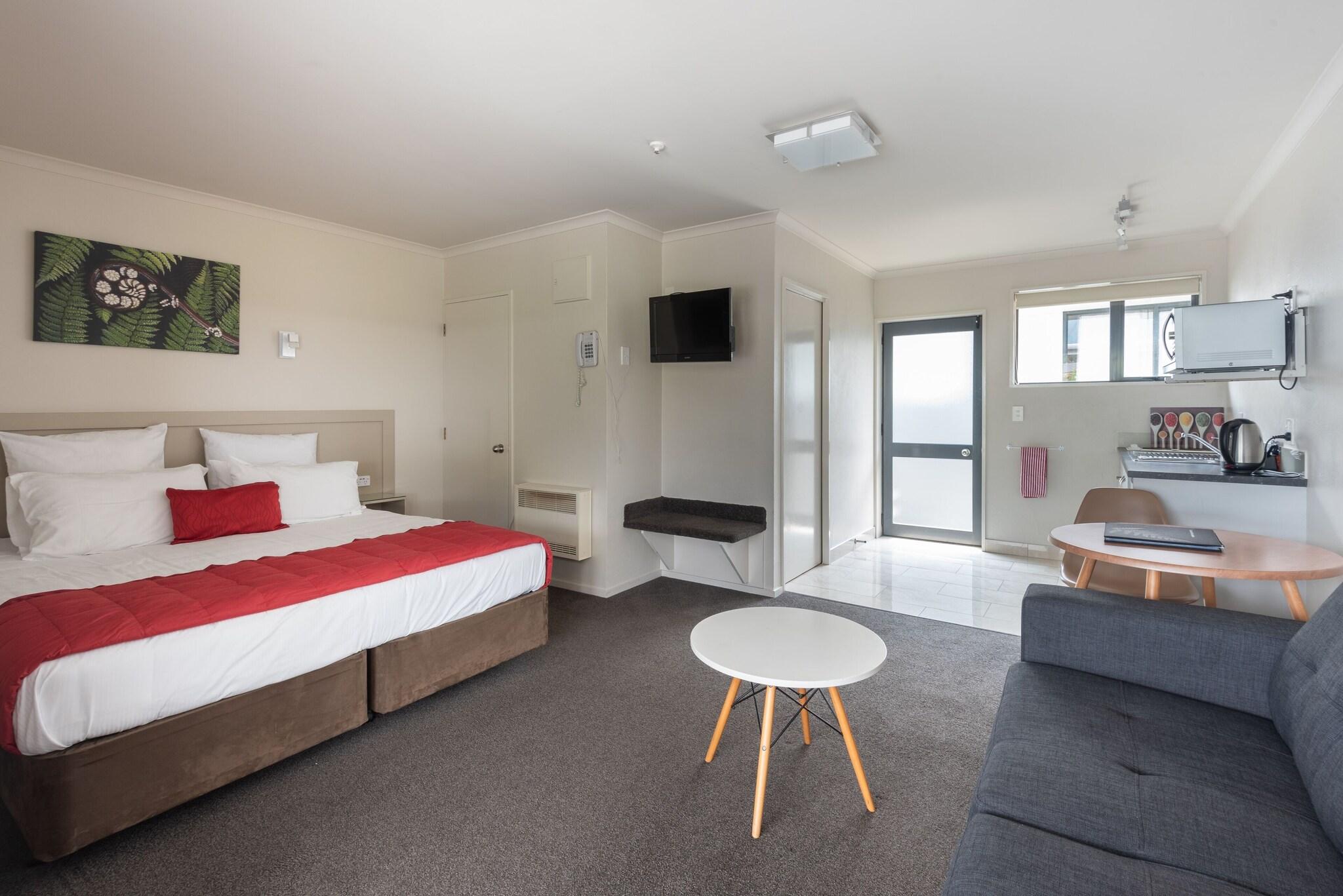 Studio with Kitchenette