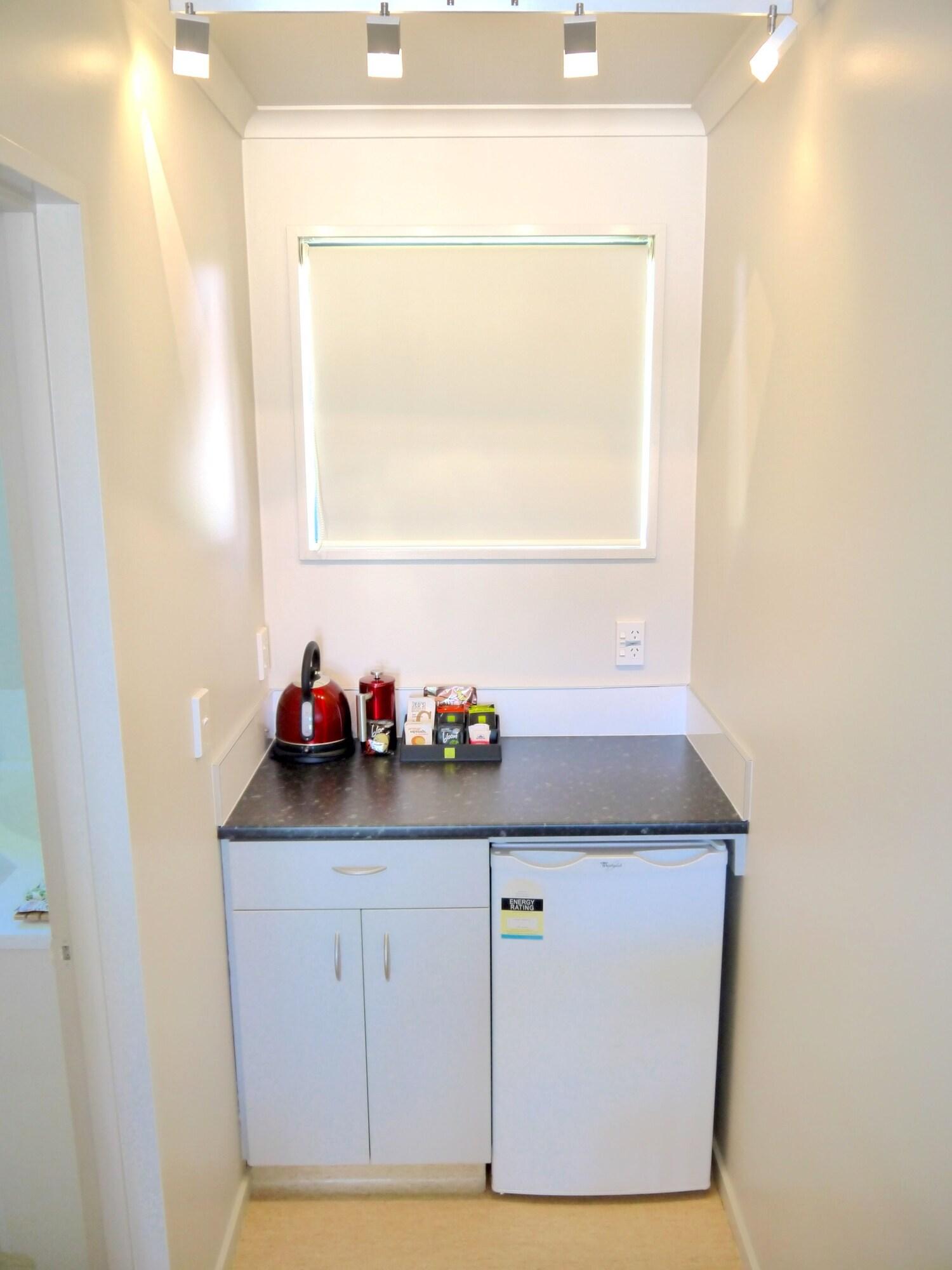 Studio King Size Bed