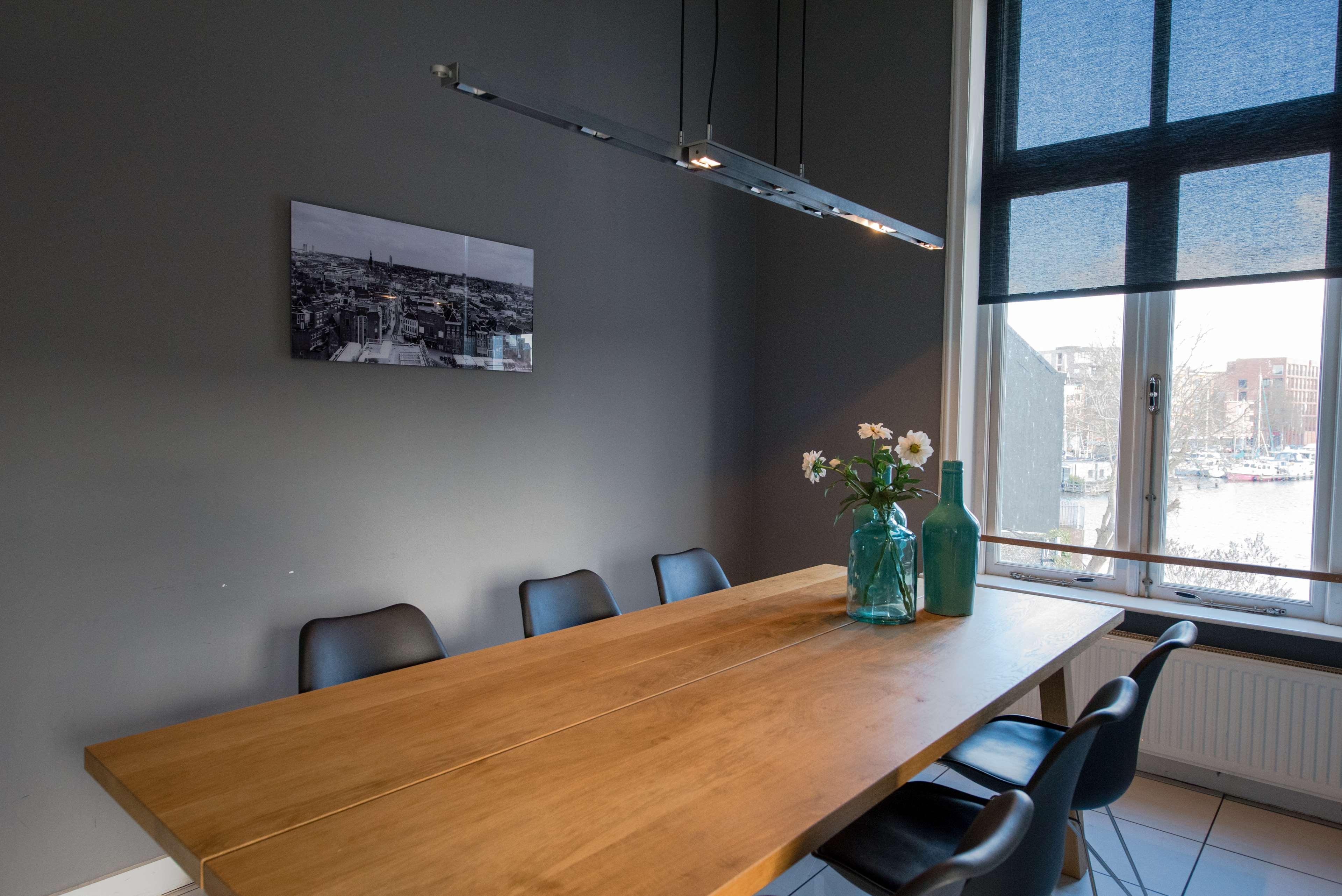 Apartment Capacity 6