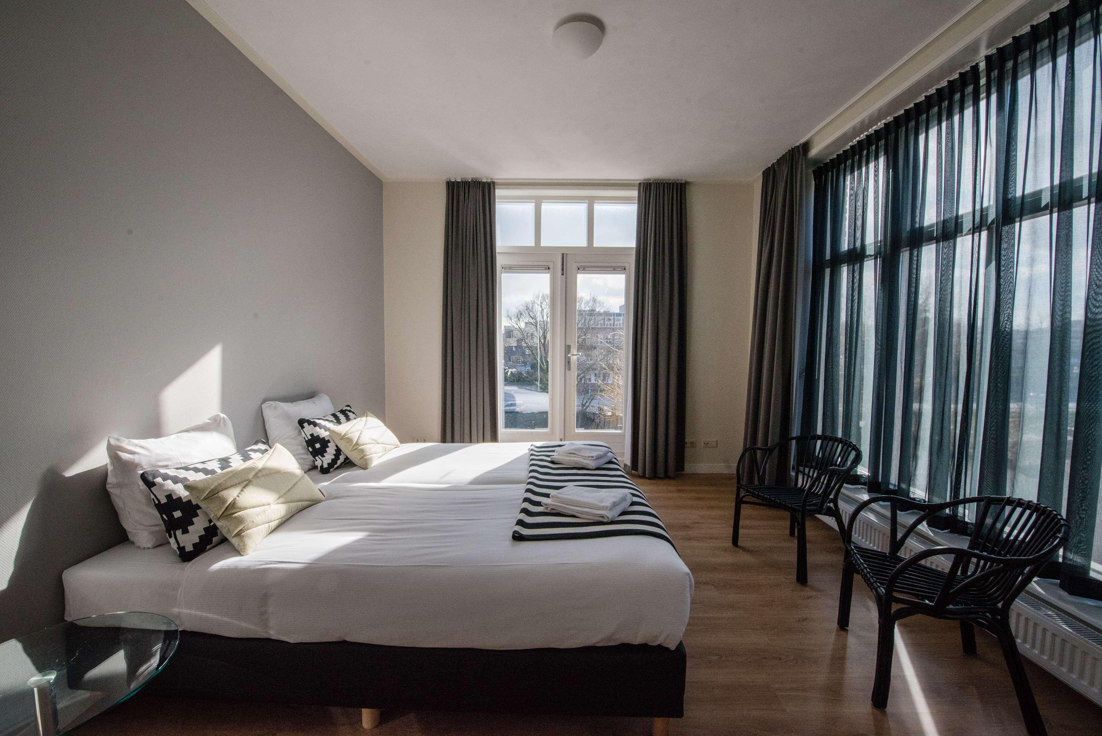 Apartment Capacity 6