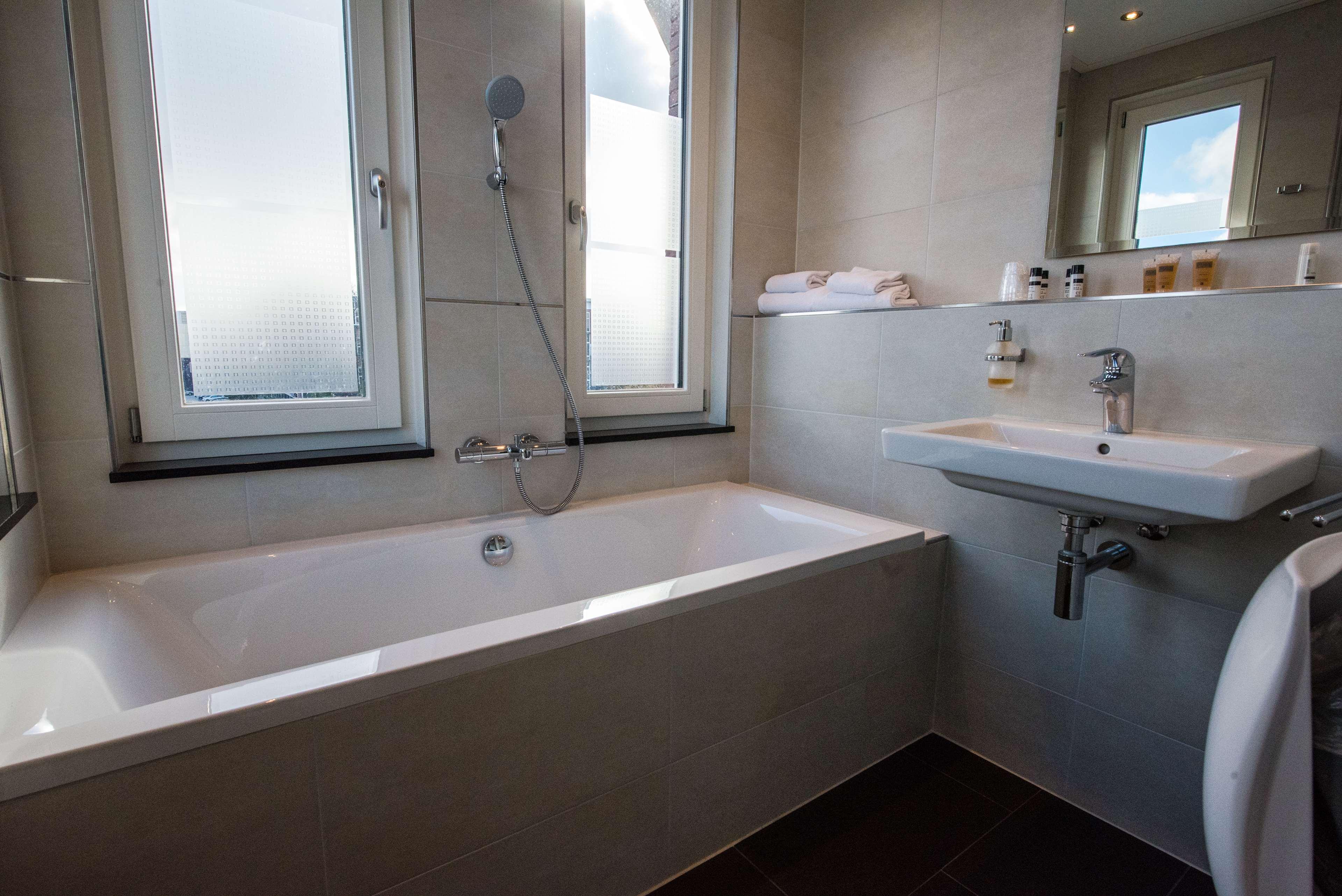 Apartment Capacity 6