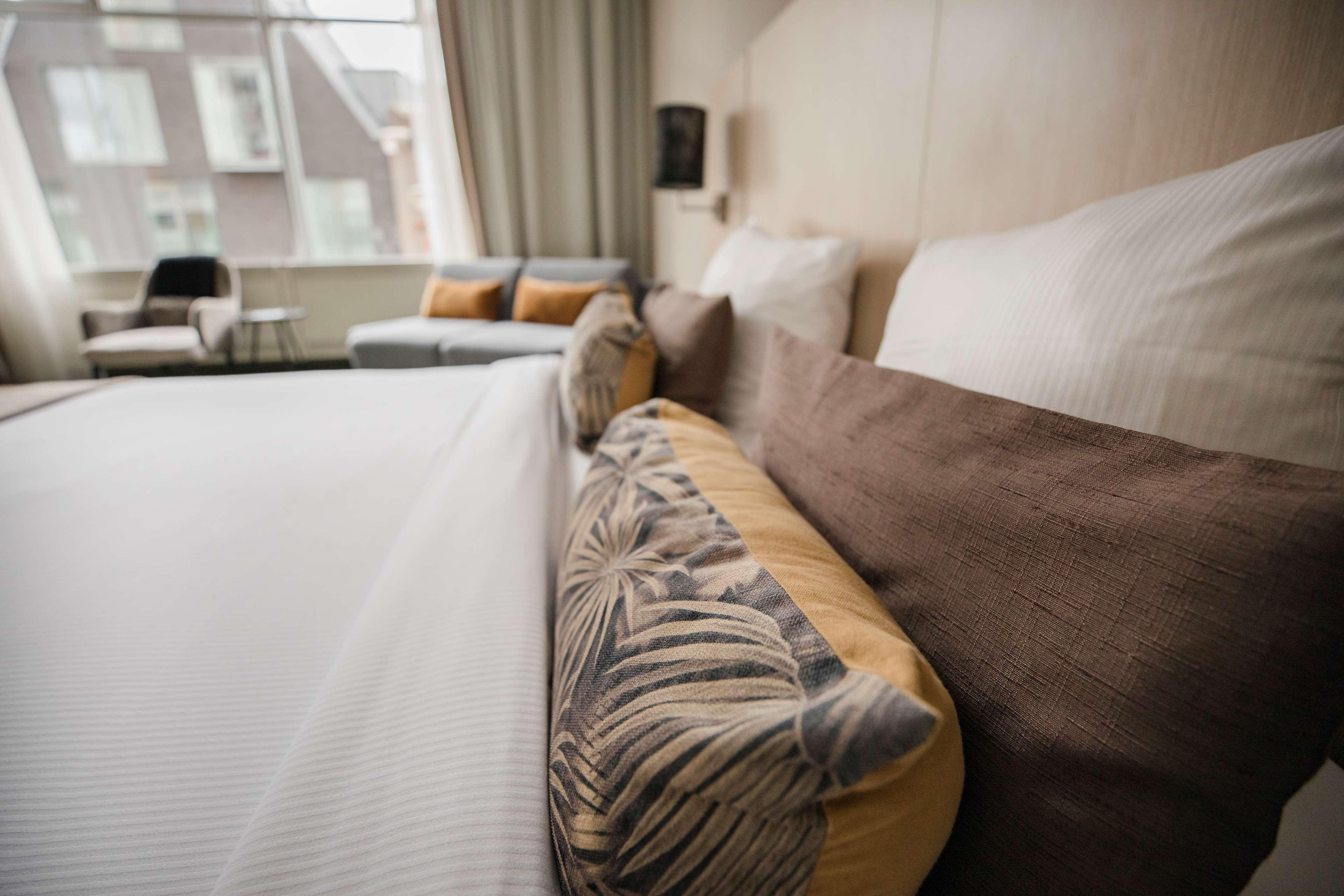 Double Superior King Bed