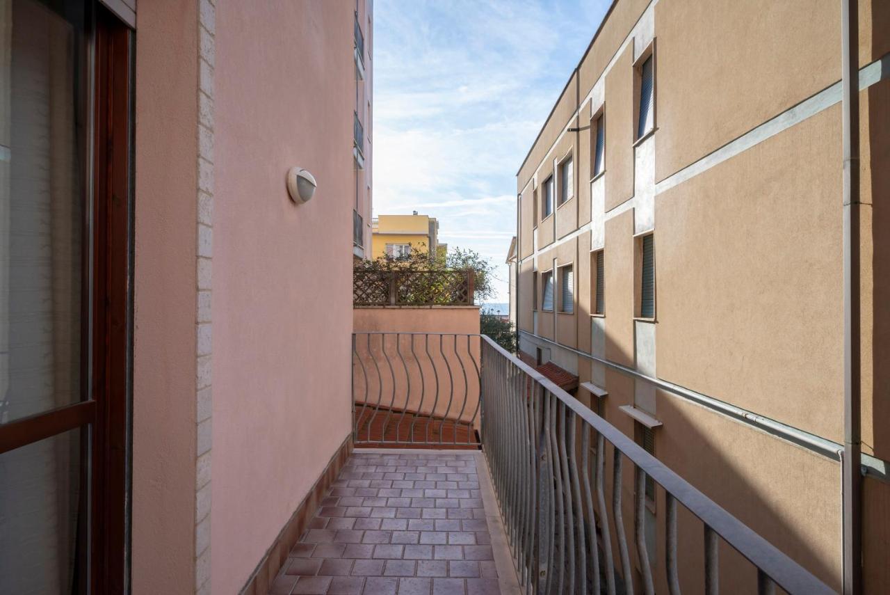 Apartment Sea View with Balcony