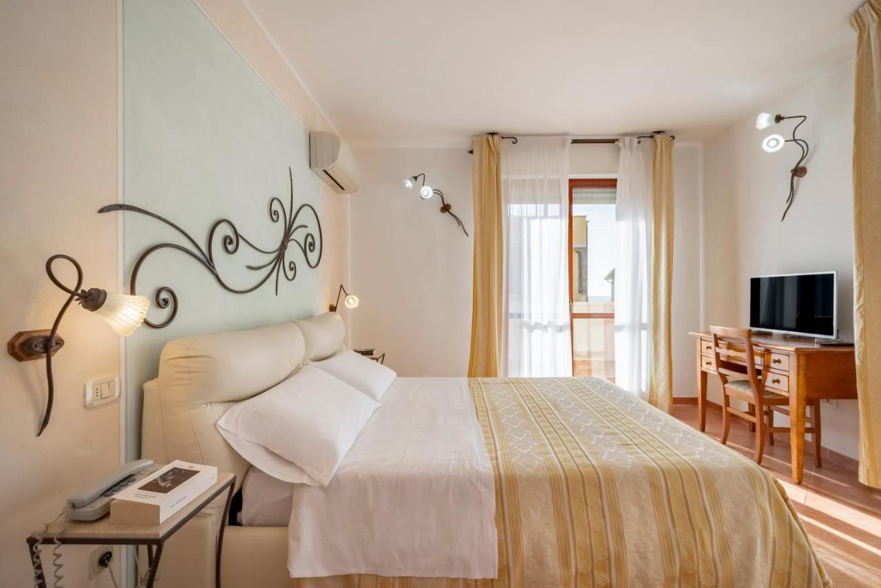 Apartment Two Bedrooms One Bathroom