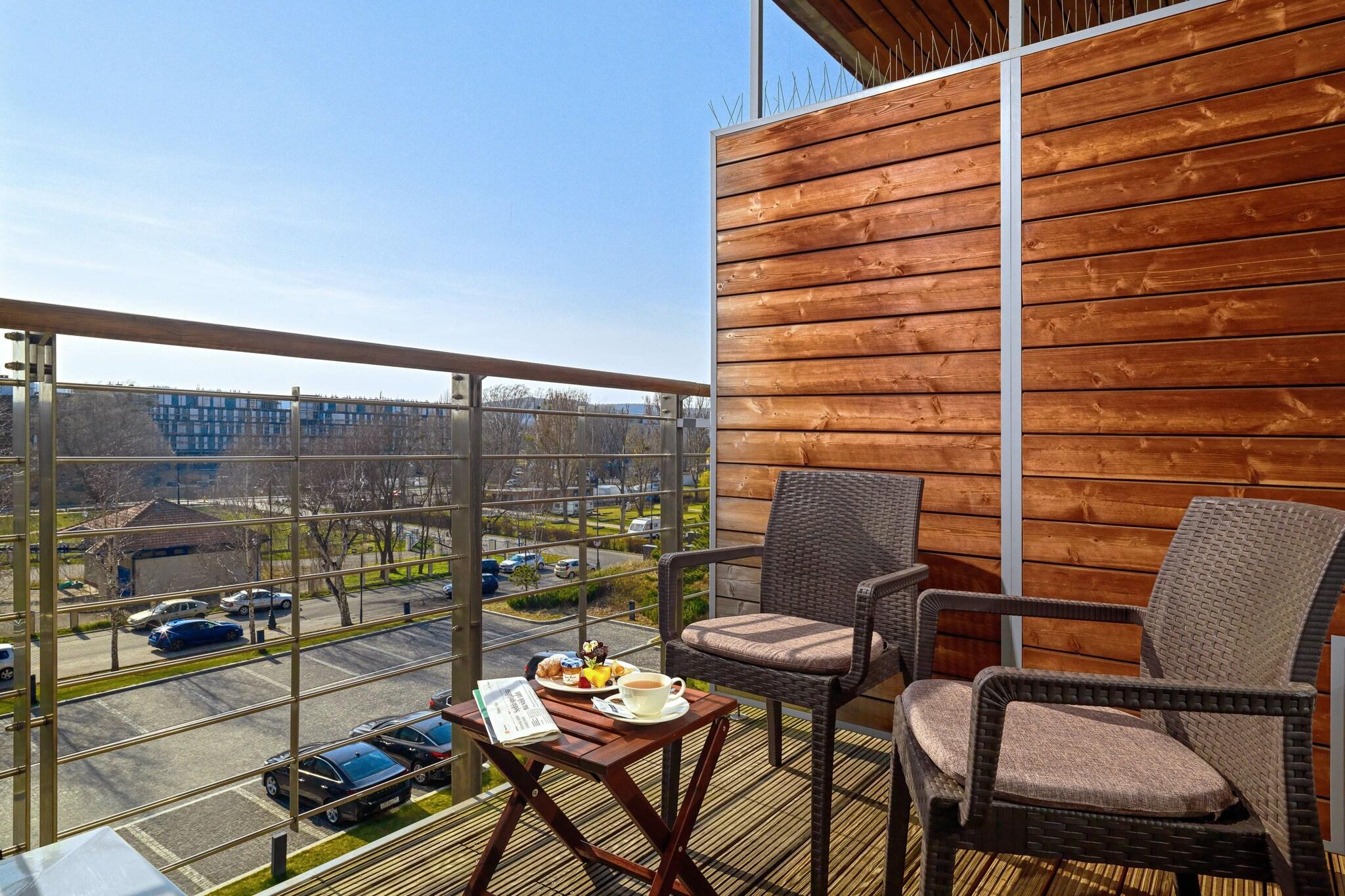 Double King Size Bed