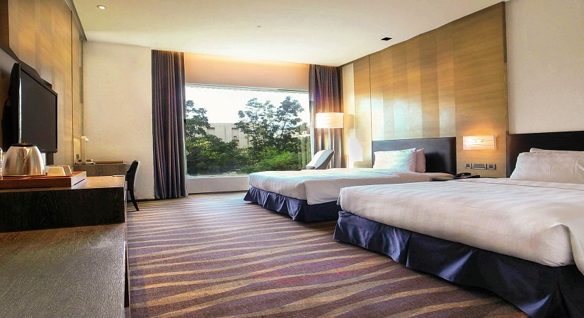 Twin Deluxe City View