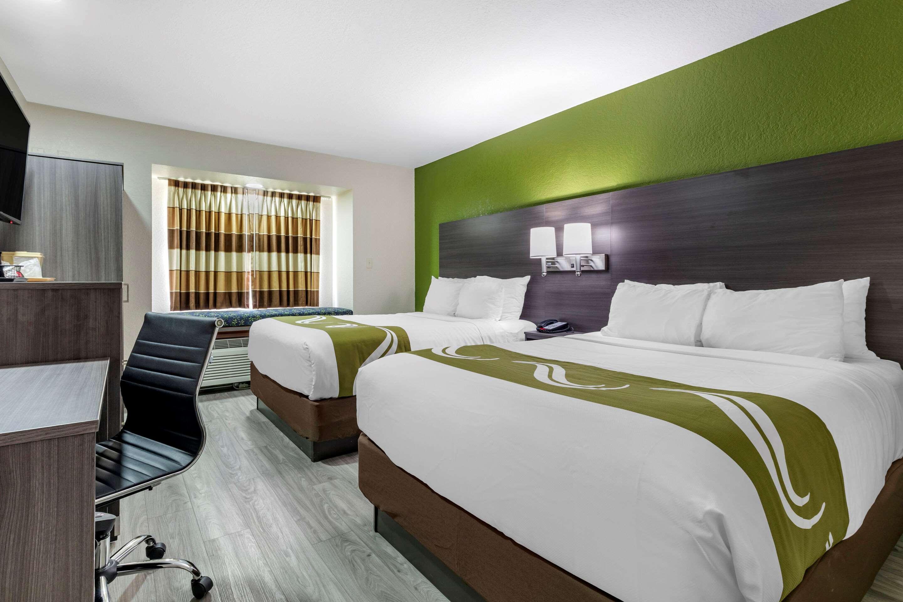 Double Two Queen Beds Non Smoking