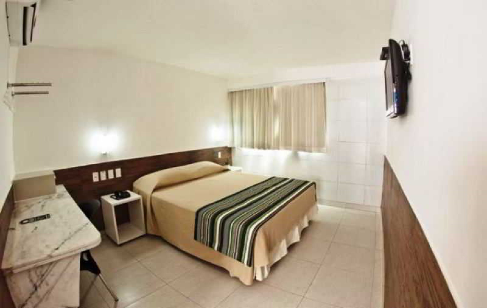 Single Luxury