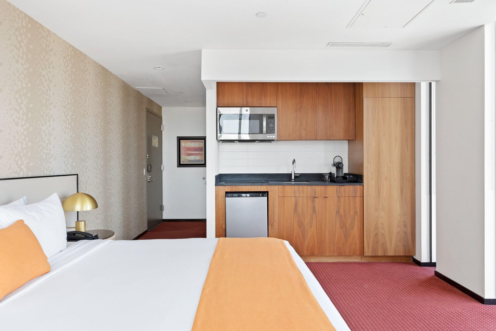 Studio King Size Bed