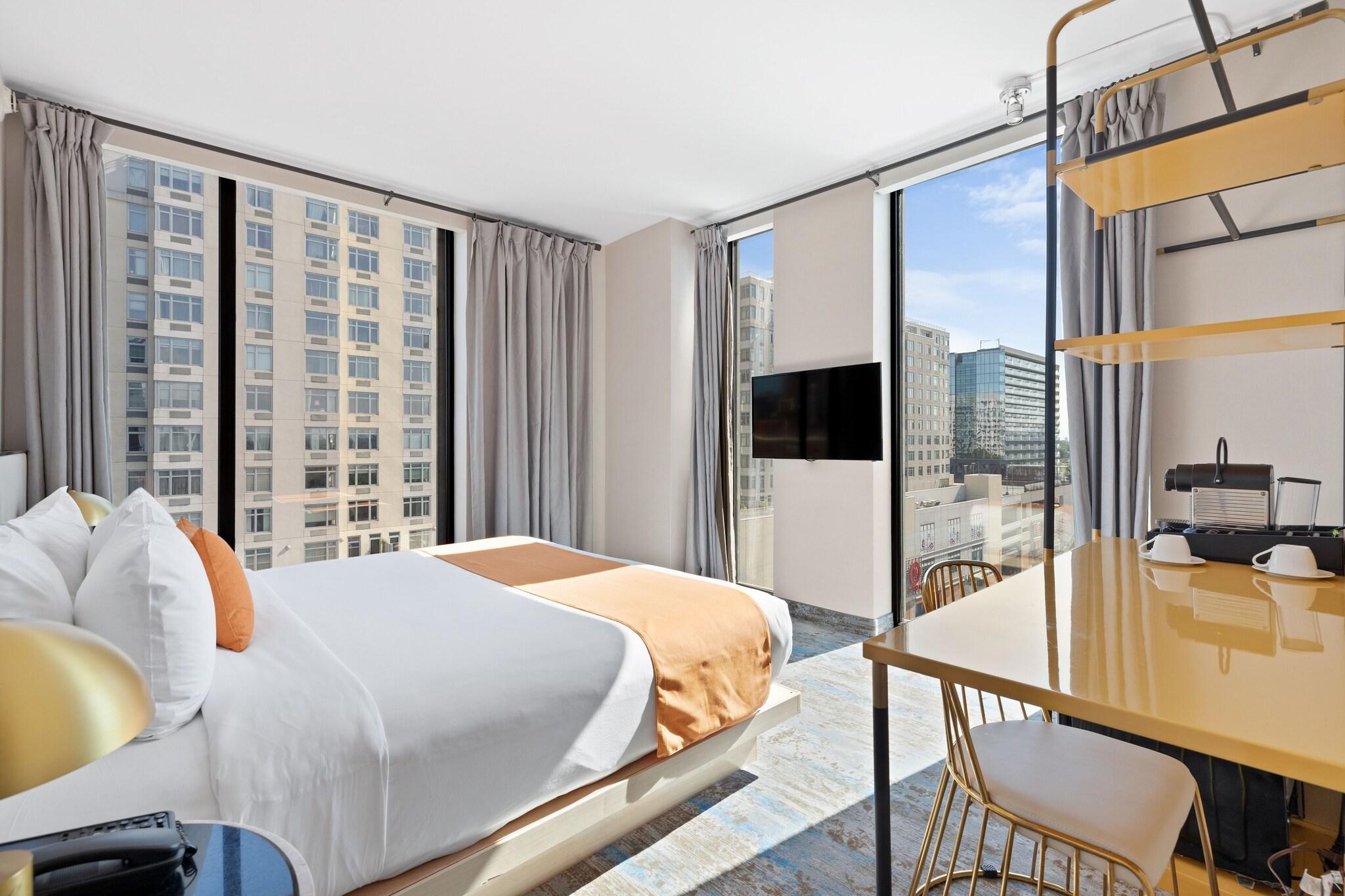 Double Deluxe with Views