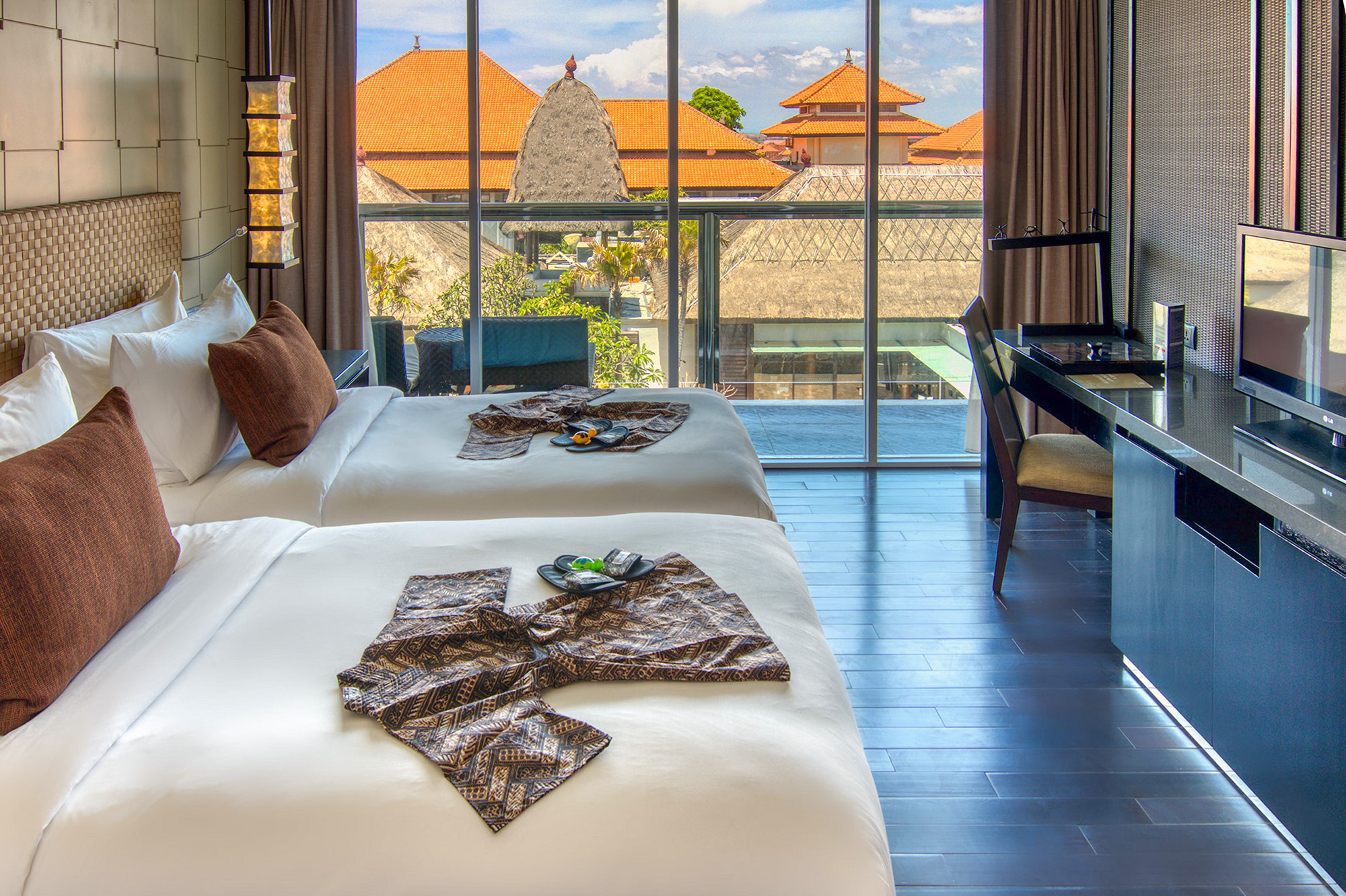 Suite Two Bedrooms with Views