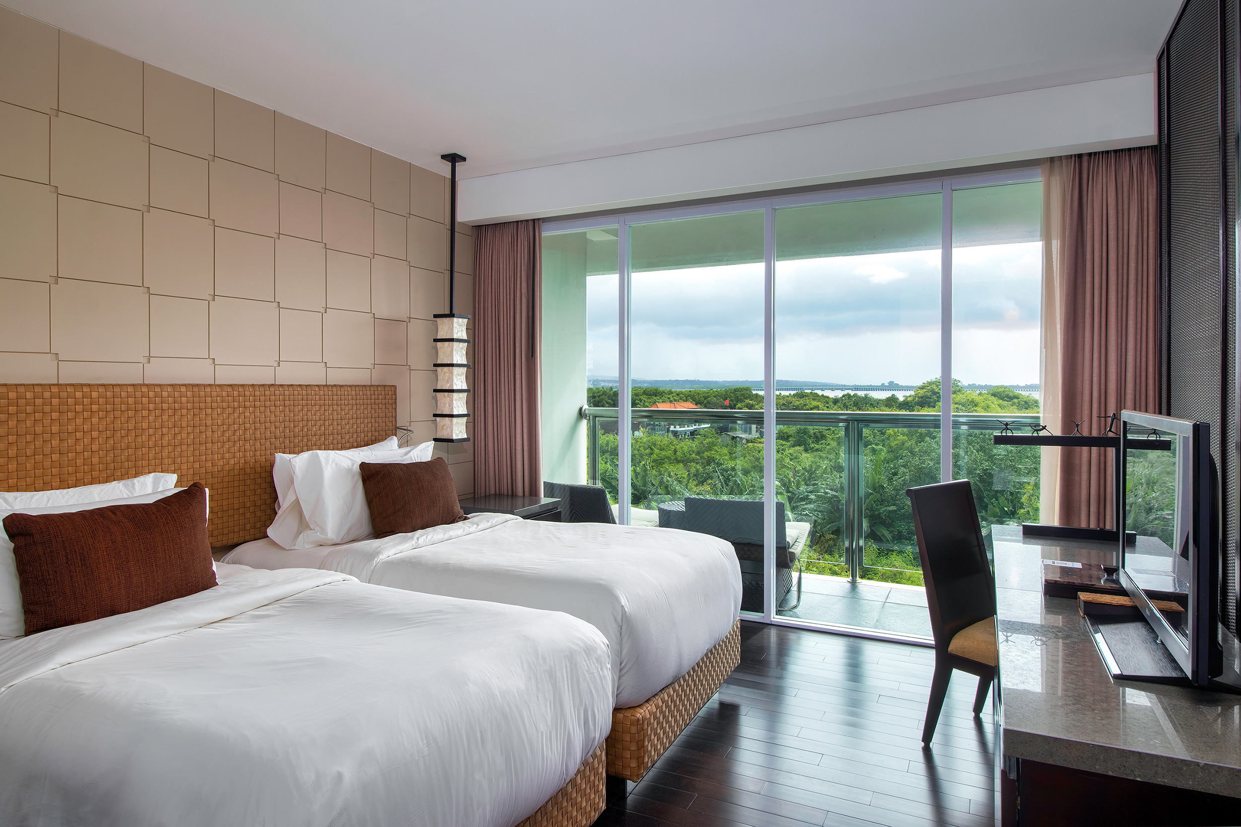 Suite Two Bedrooms with Views