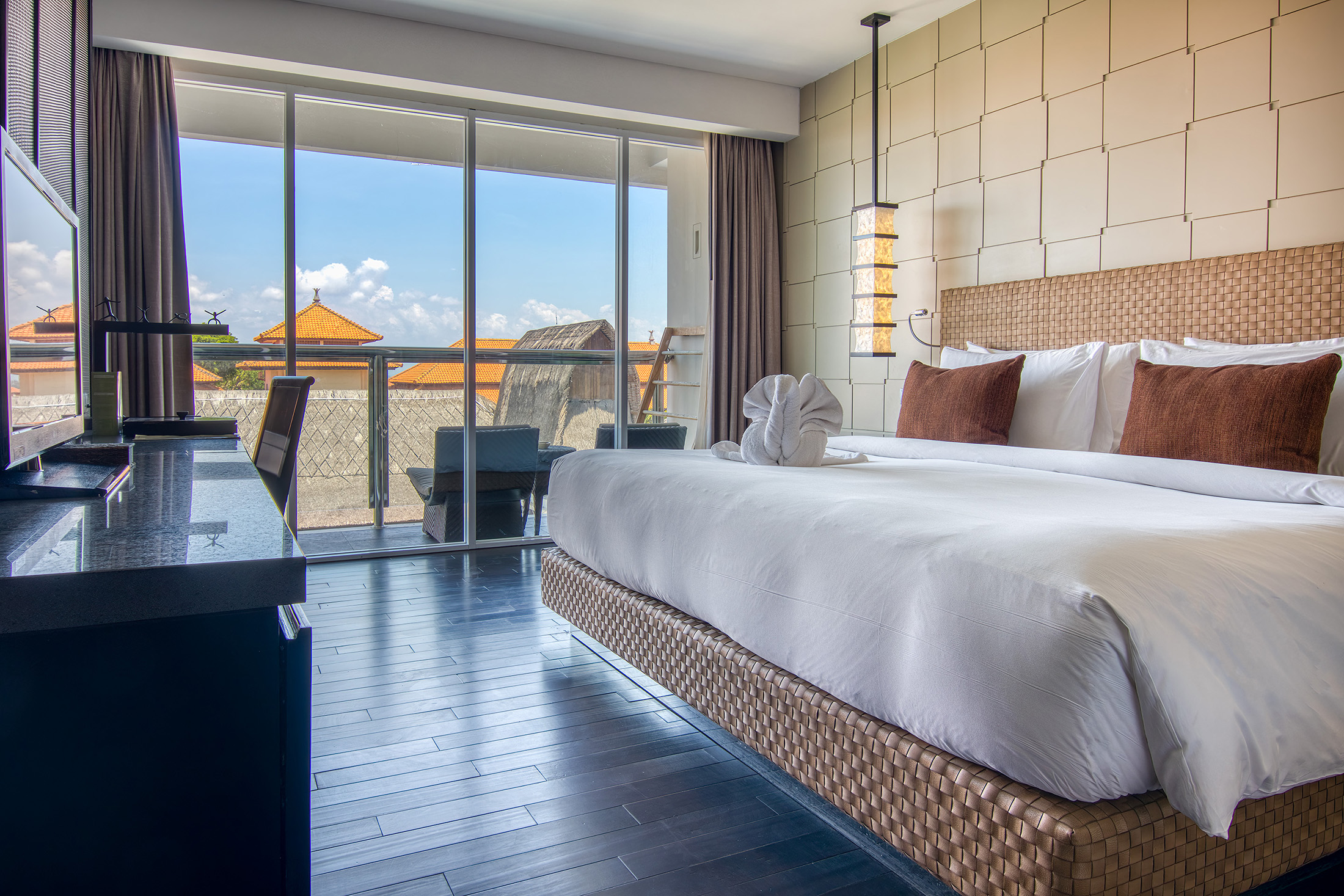 Suite Two Bedrooms with Views