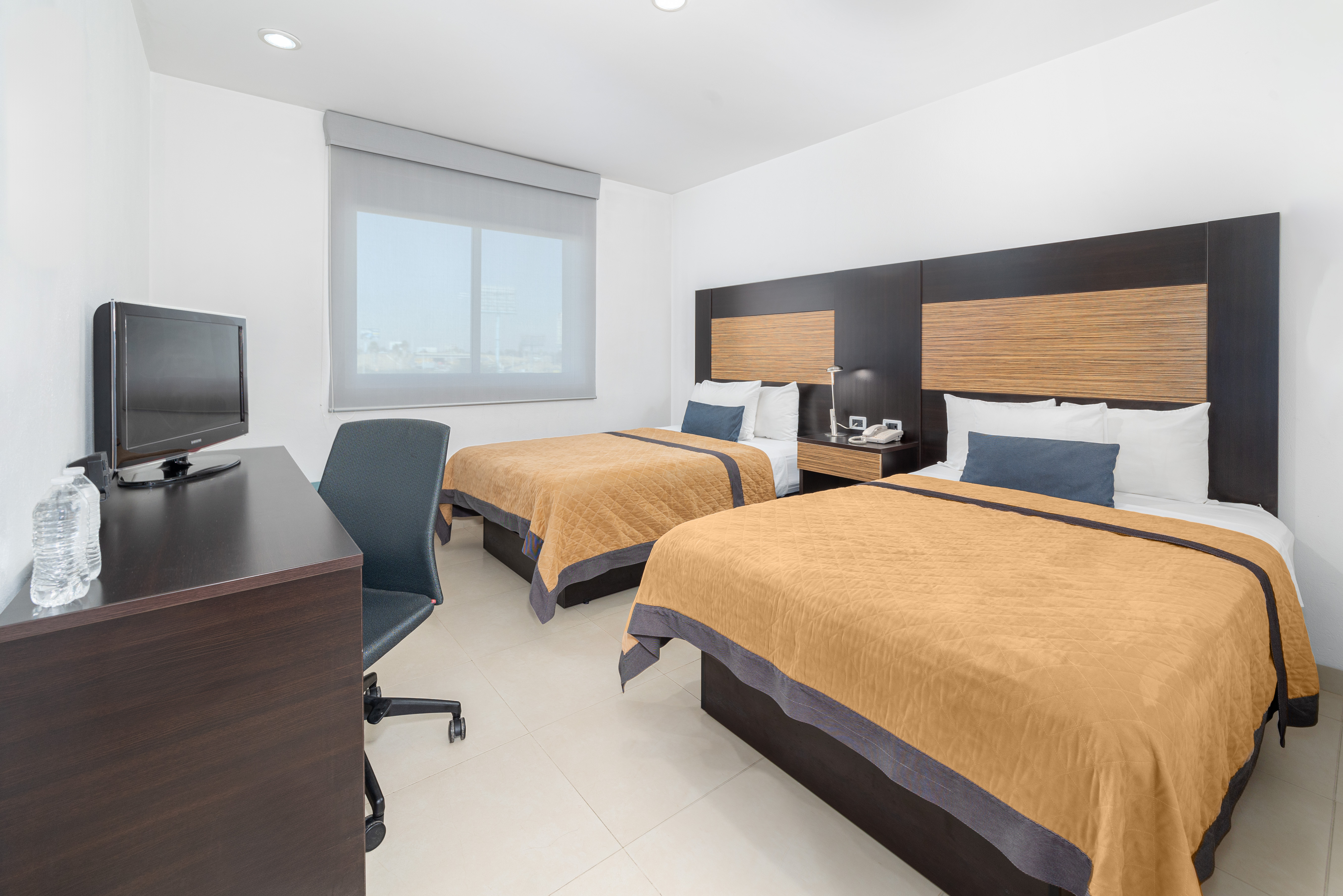 Room Two Double Beds