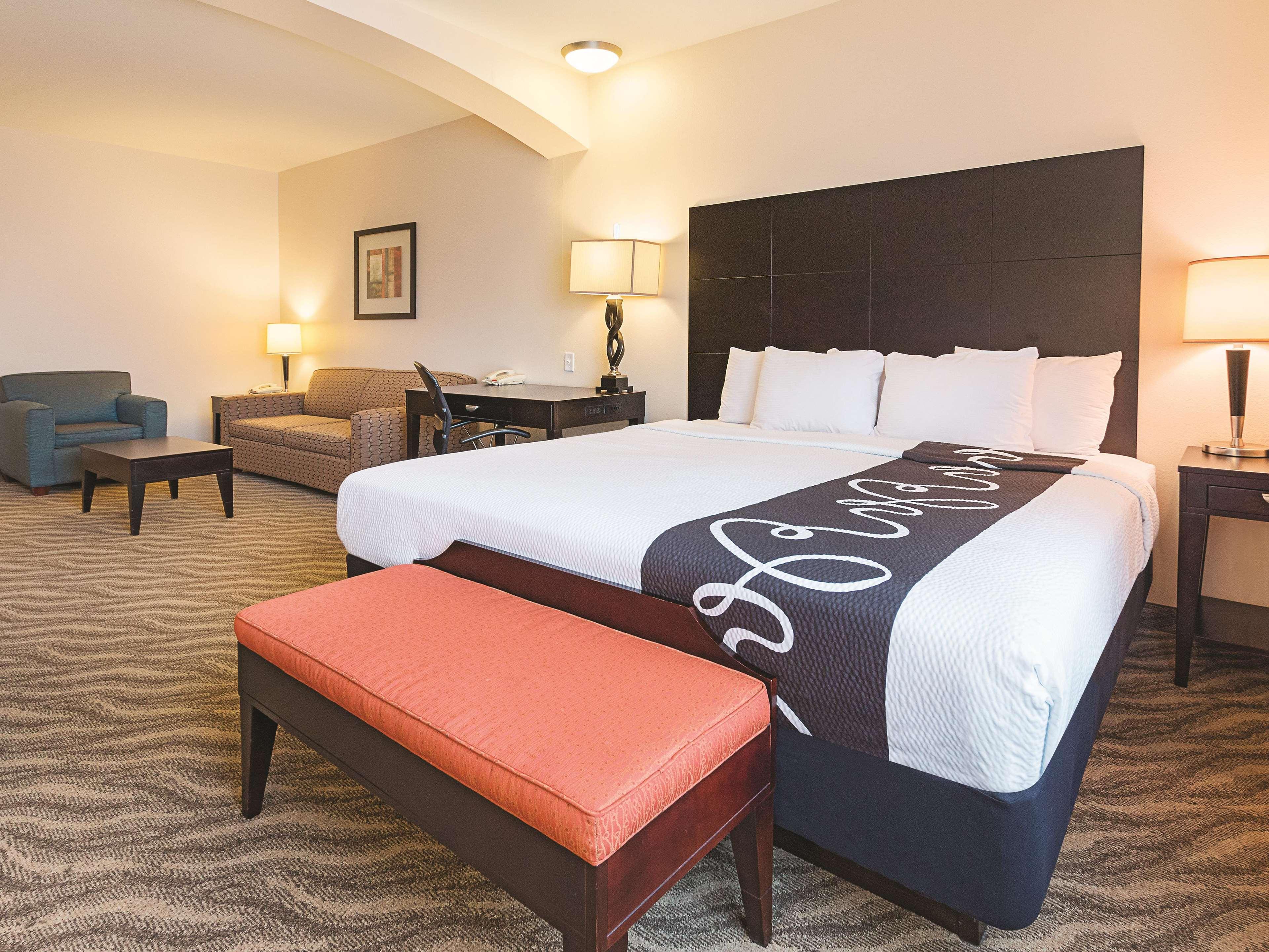 Junior Suite King Bed Non Smoking