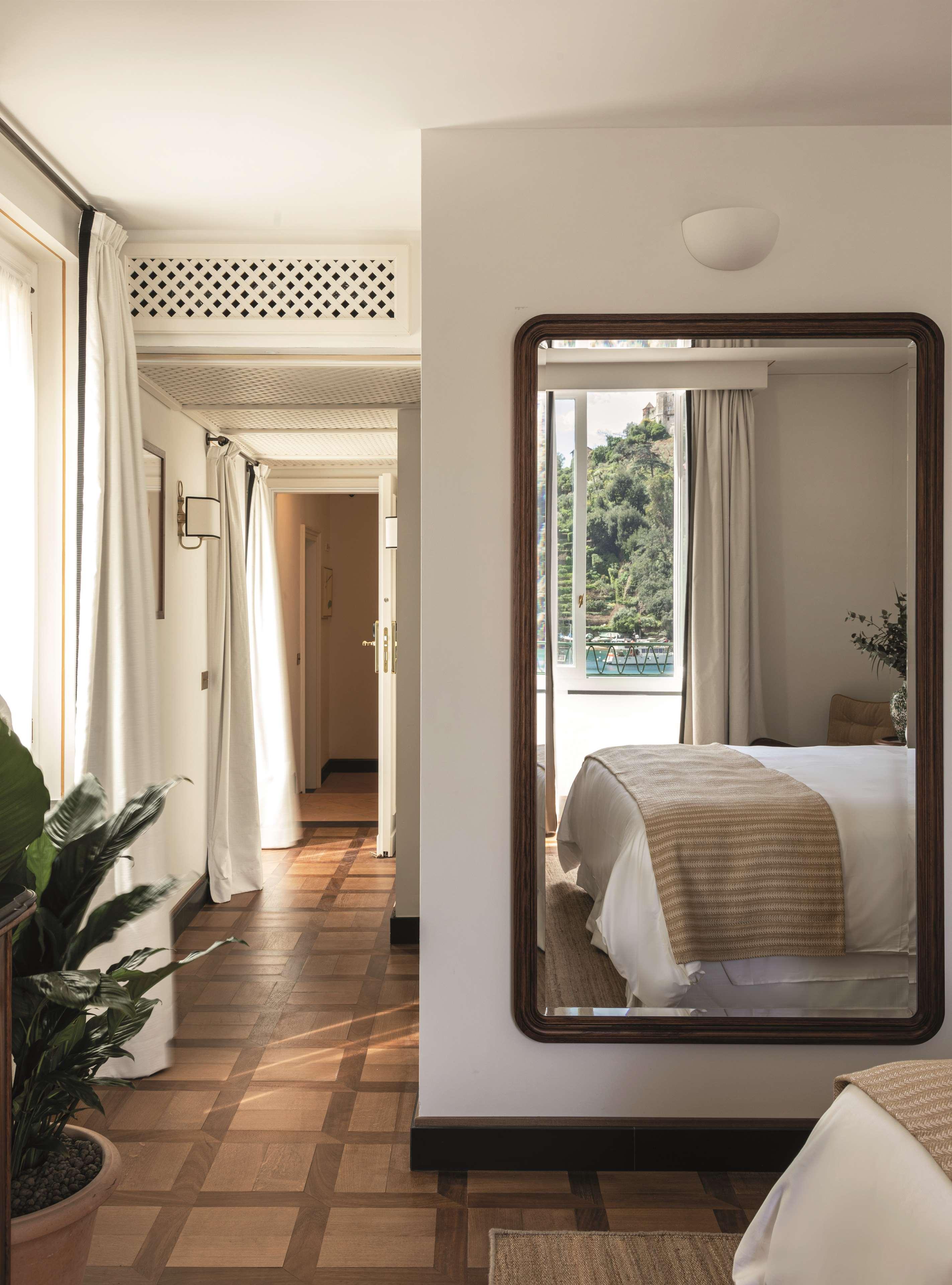 Junior Suite with Balcony