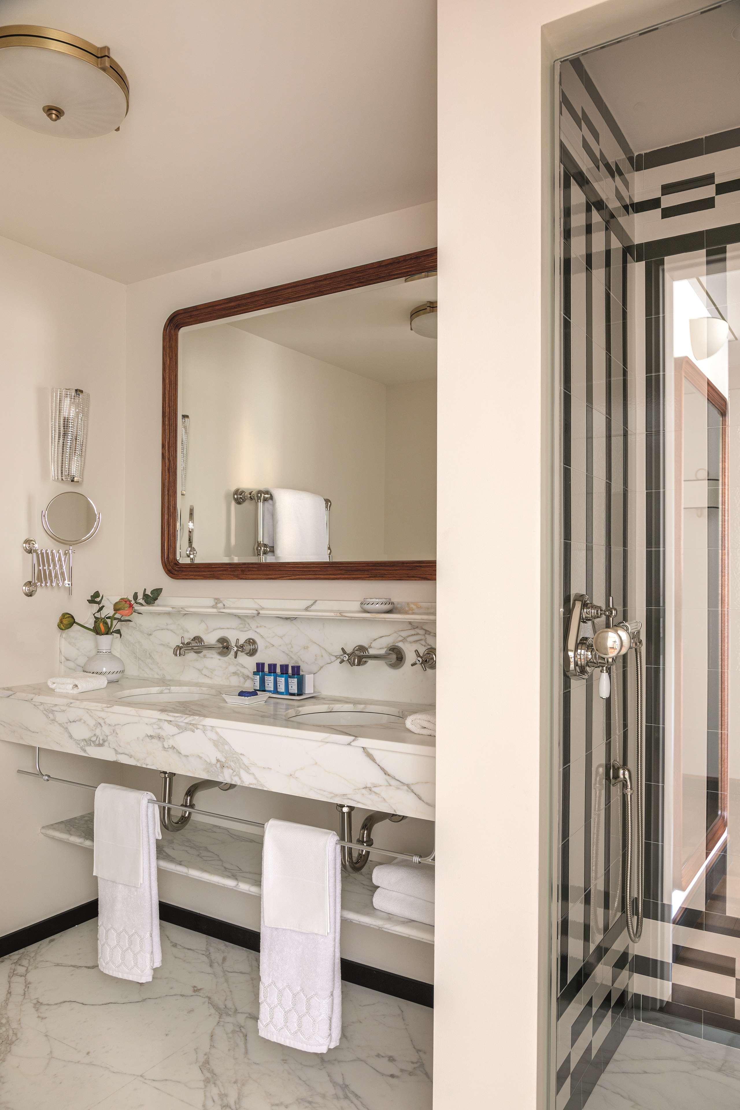 Junior Suite with Balcony