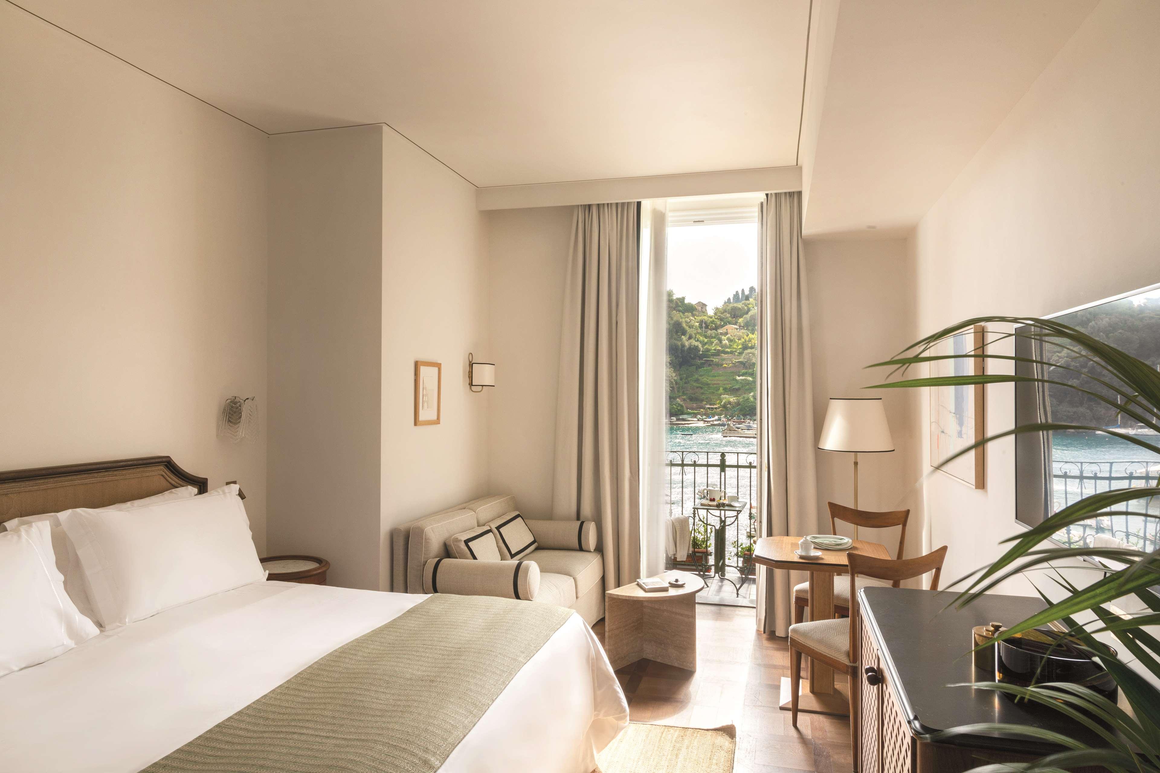 Junior Suite with Balcony