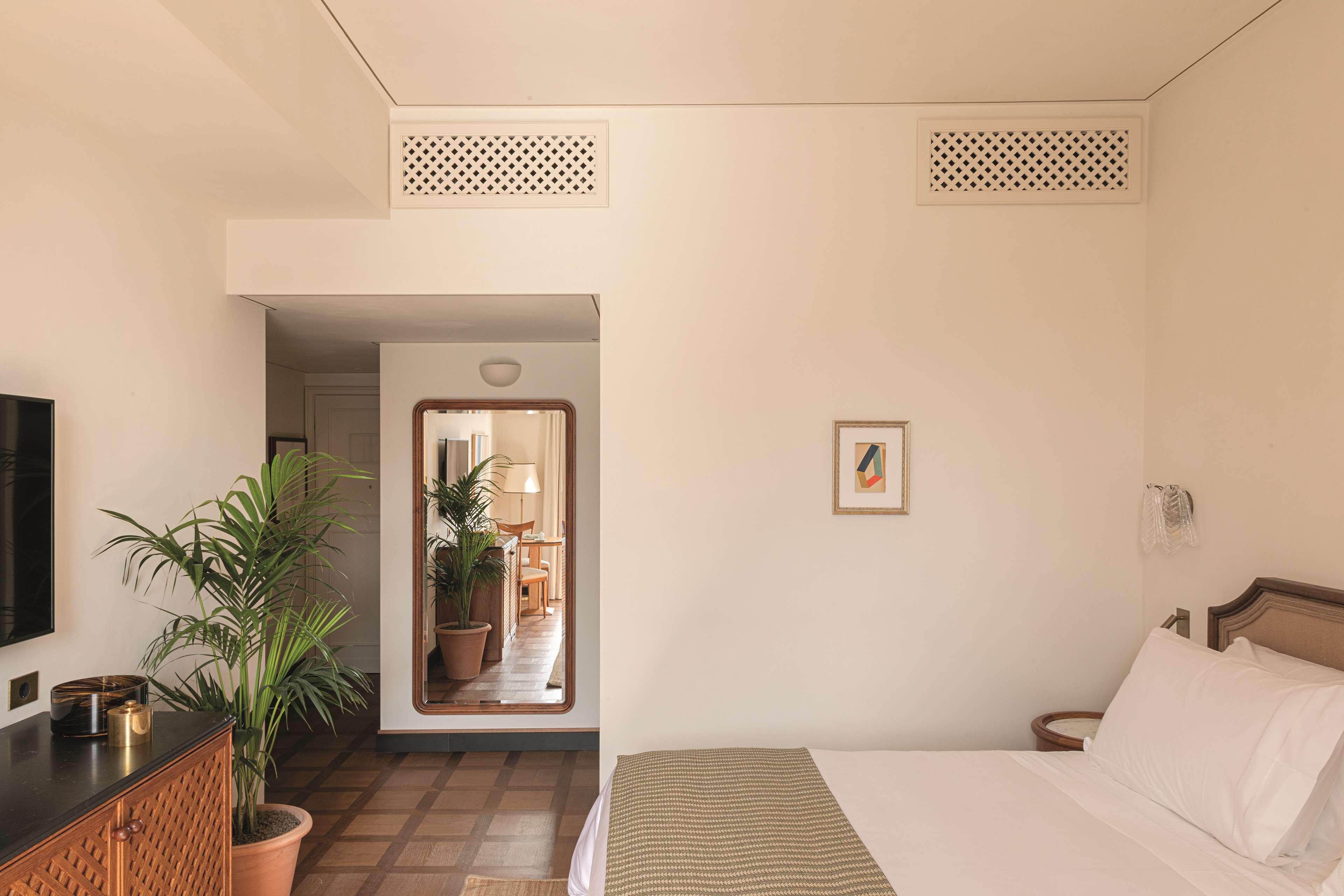 Junior Suite with Balcony