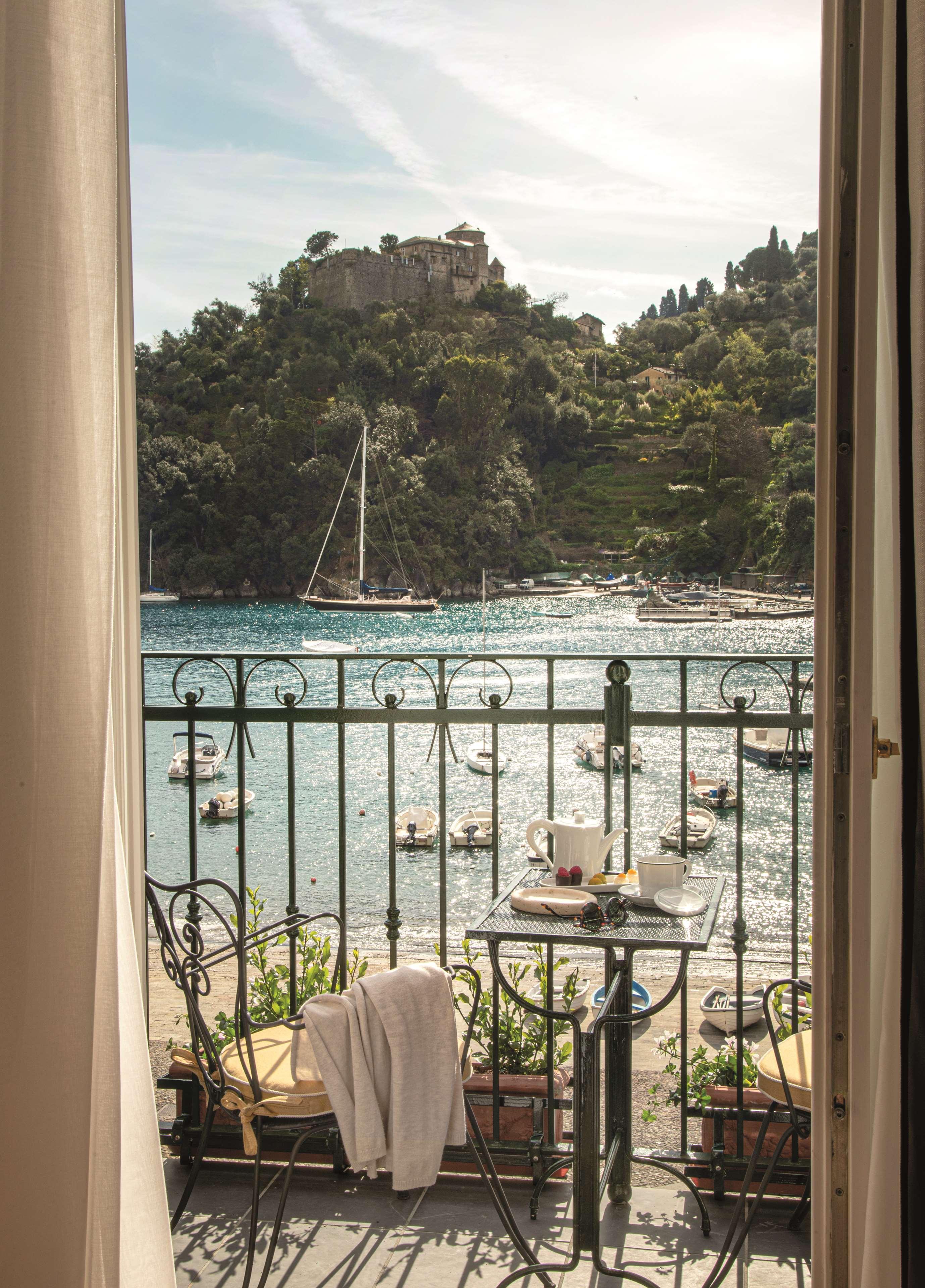 Junior Suite with Balcony