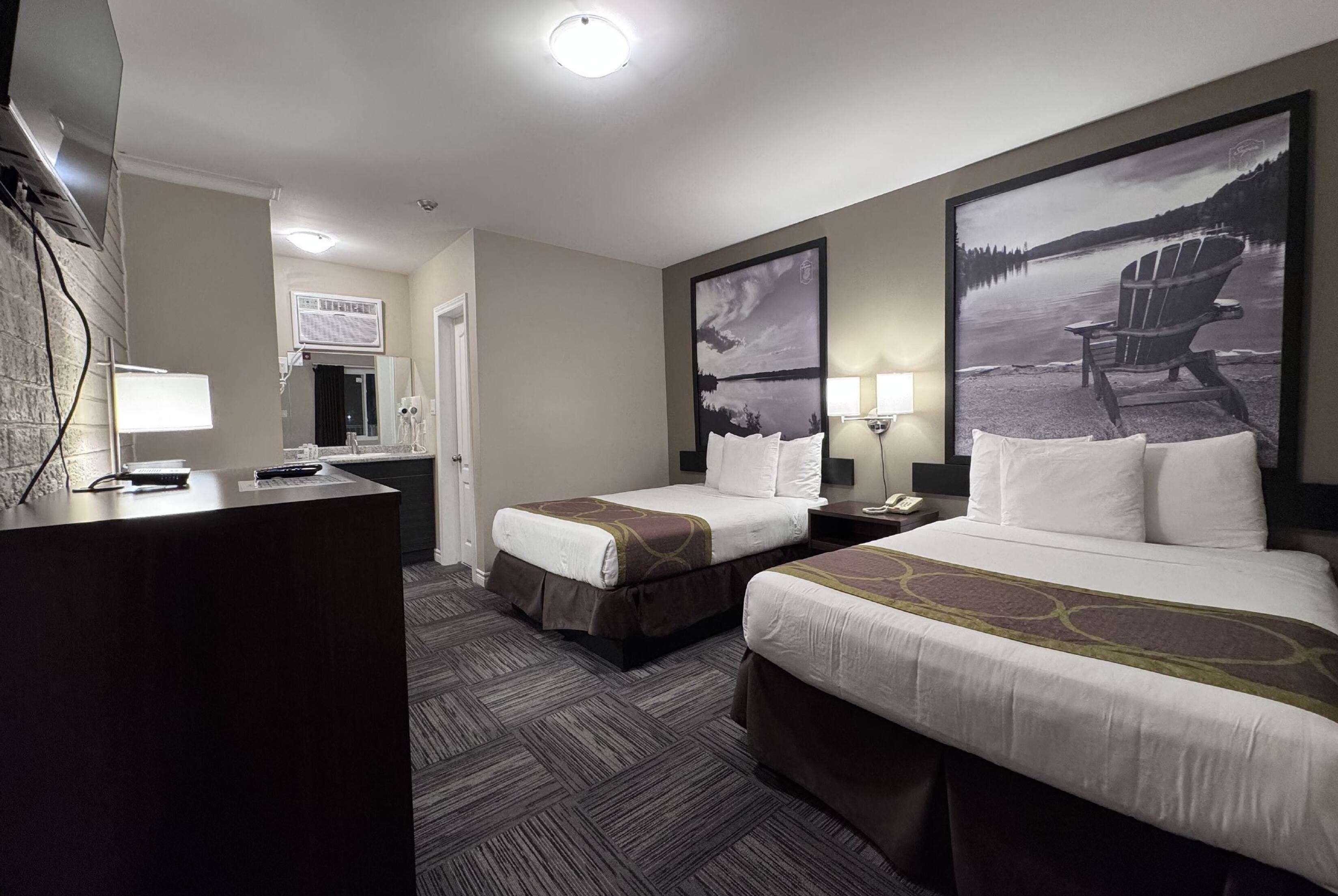 Quadruple Non Smoking