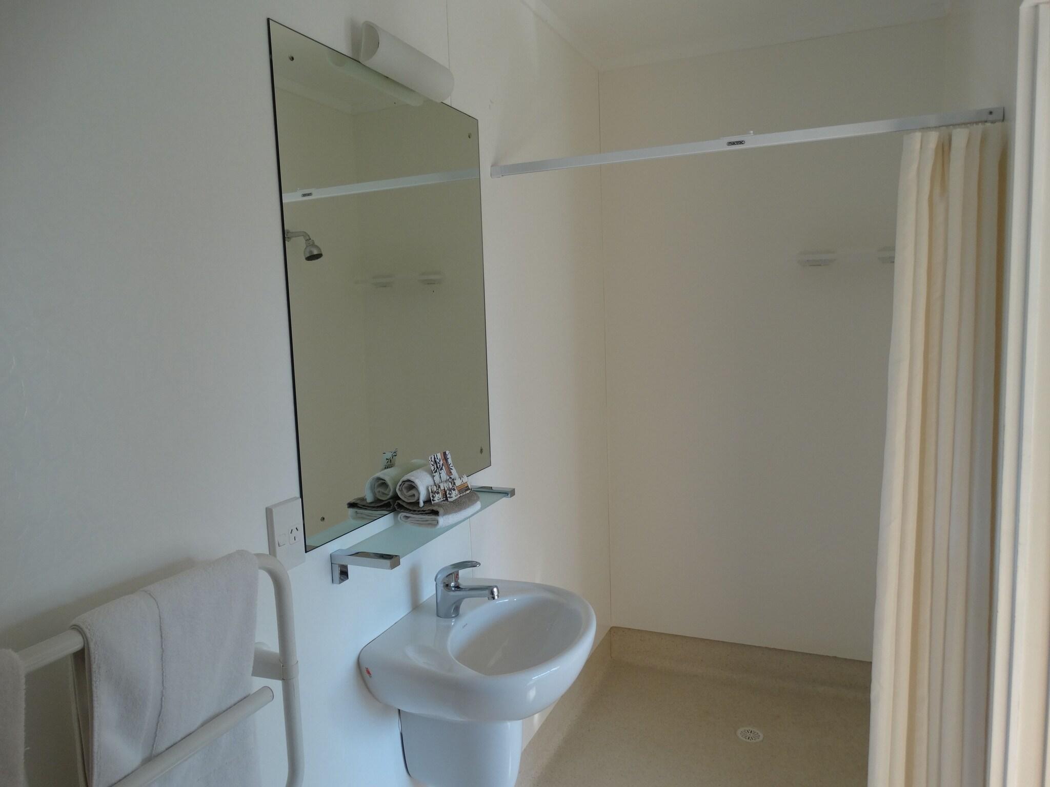 Studio Queen Size Bed