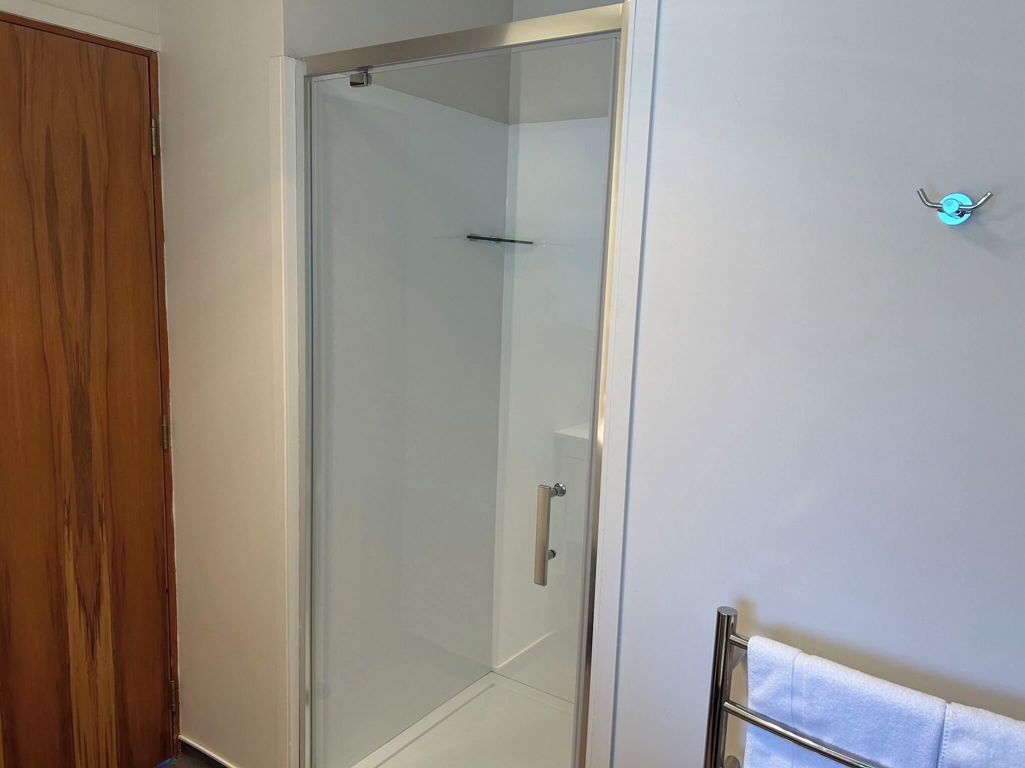 Studio King Size Bed