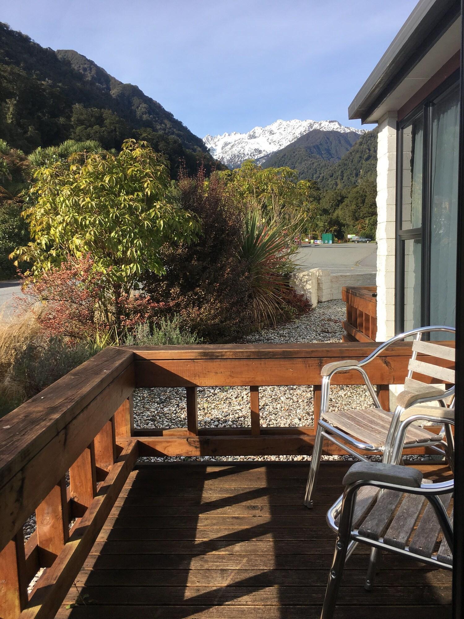 Studio King Size Bed