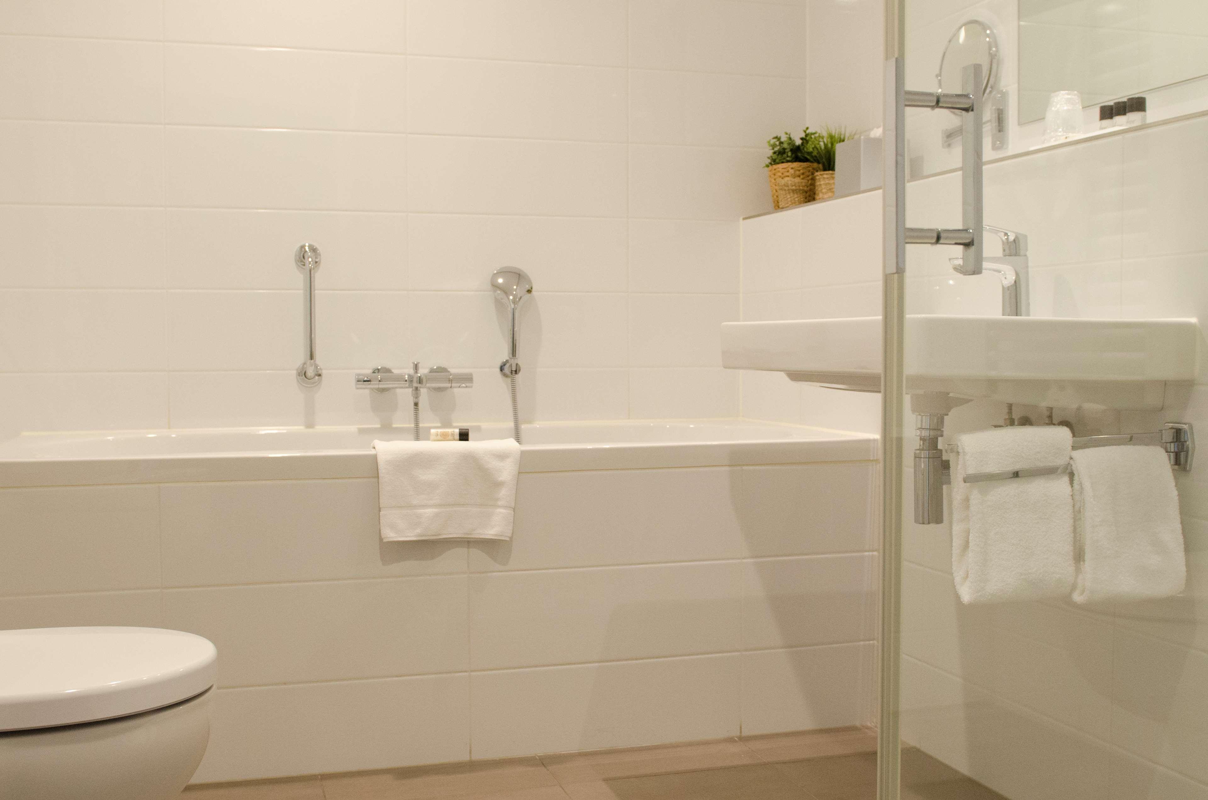 Double Executive King Bed