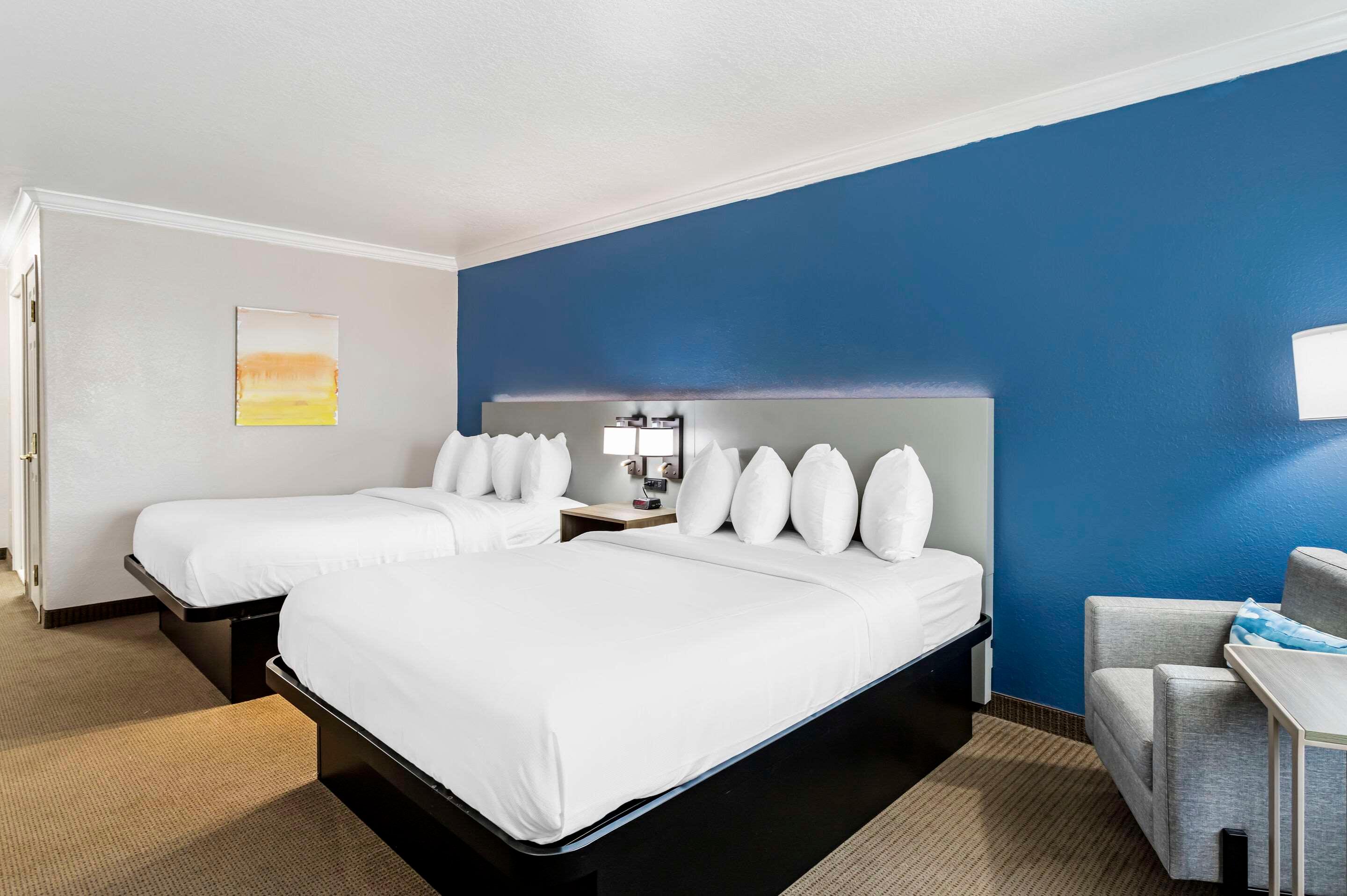 Double Two Queen Beds Non Smoking