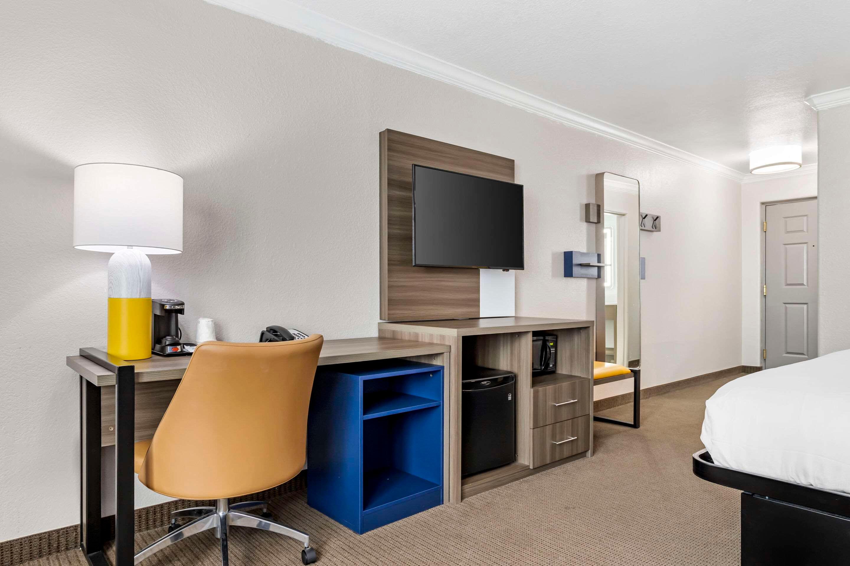 Double Accessible King Size Bed